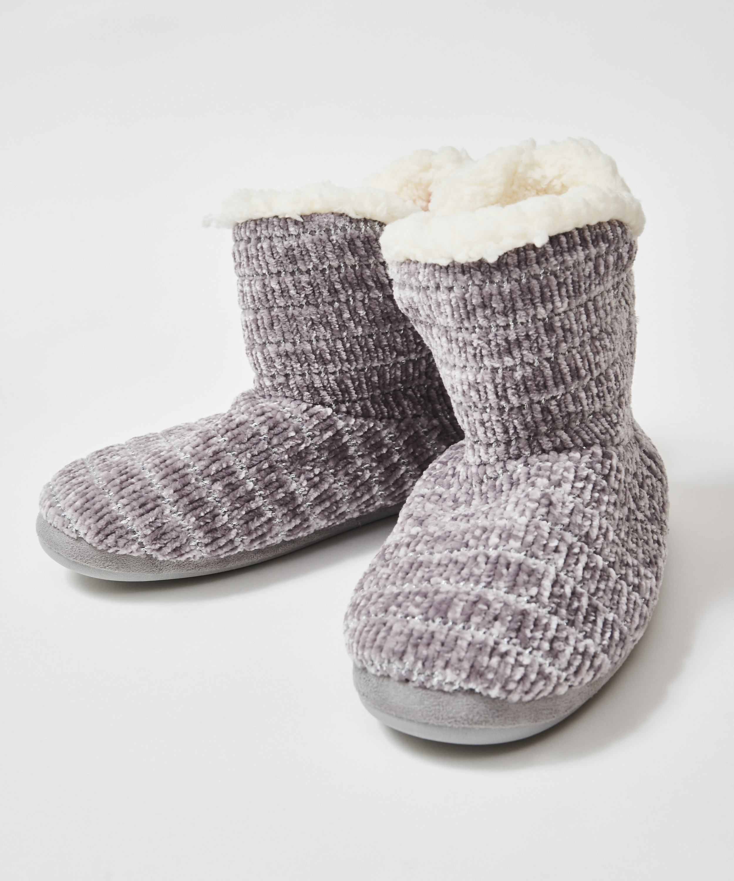 Pantoffeln aus Chenille, Grau, main