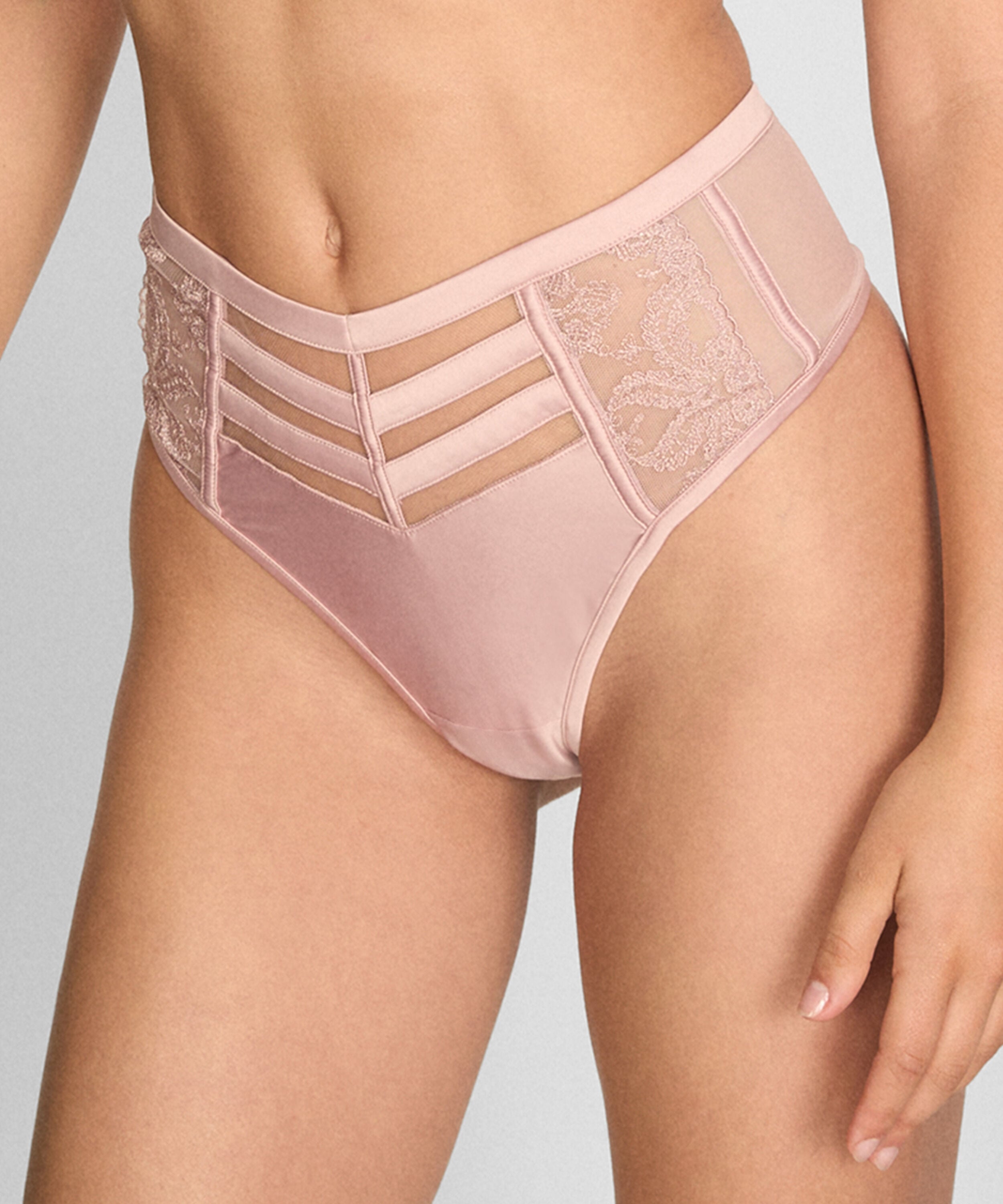 High-Cut String Rosa, Rose High-Cut String Rosa, Rose