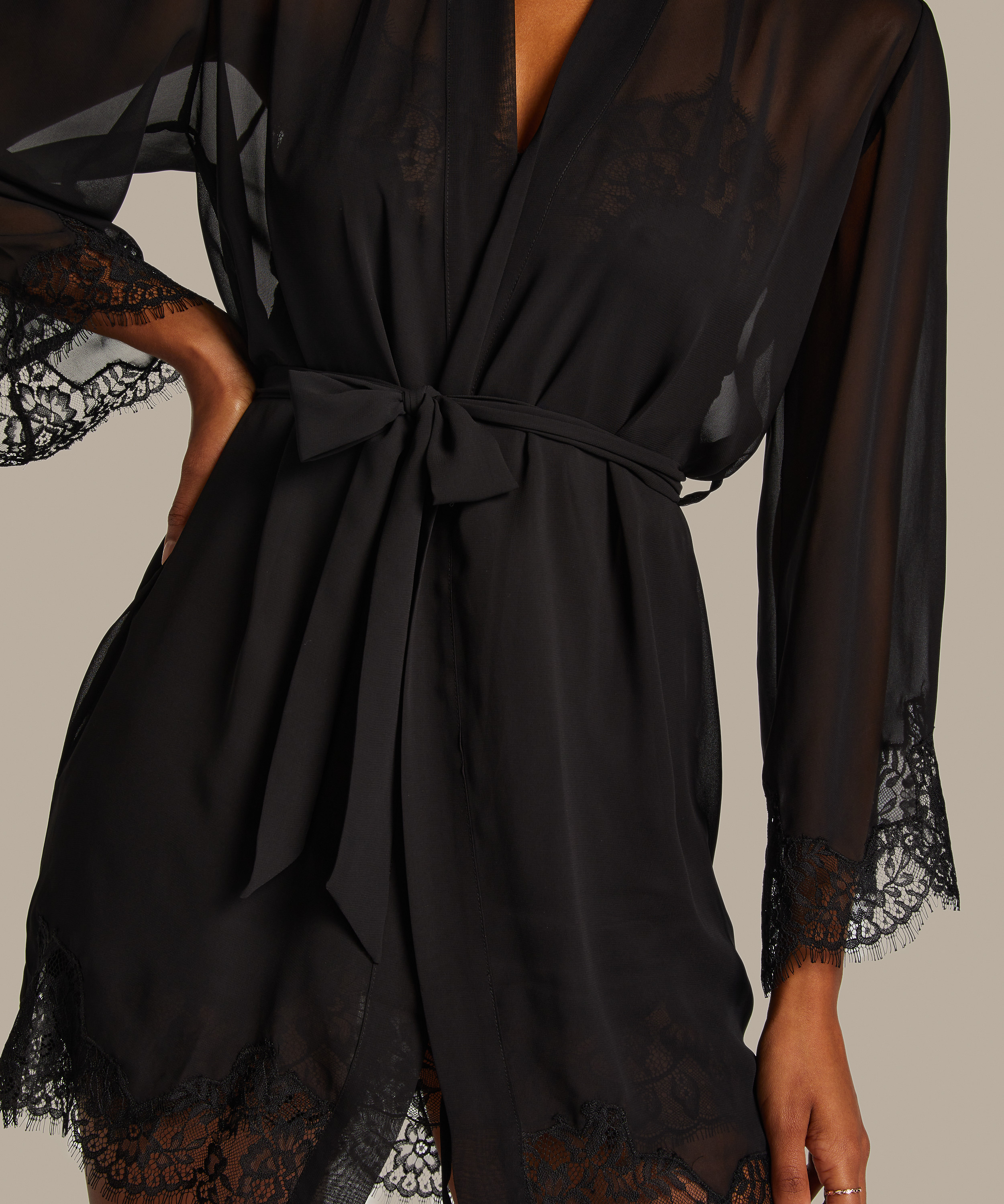 Kimono Satin, Noir, main