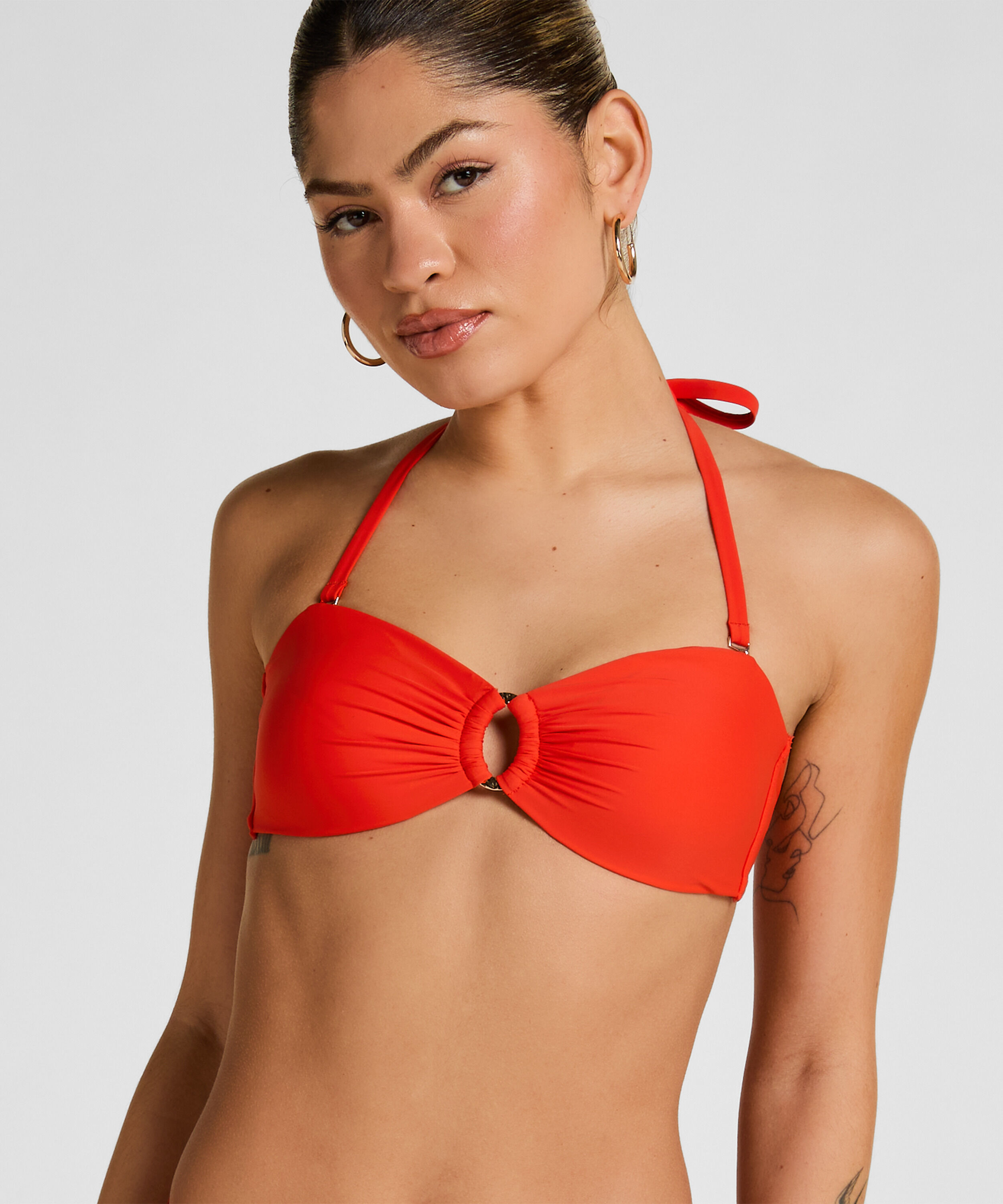 Haut de Bikini Bandeau Luxe avec Anneau, Rouge