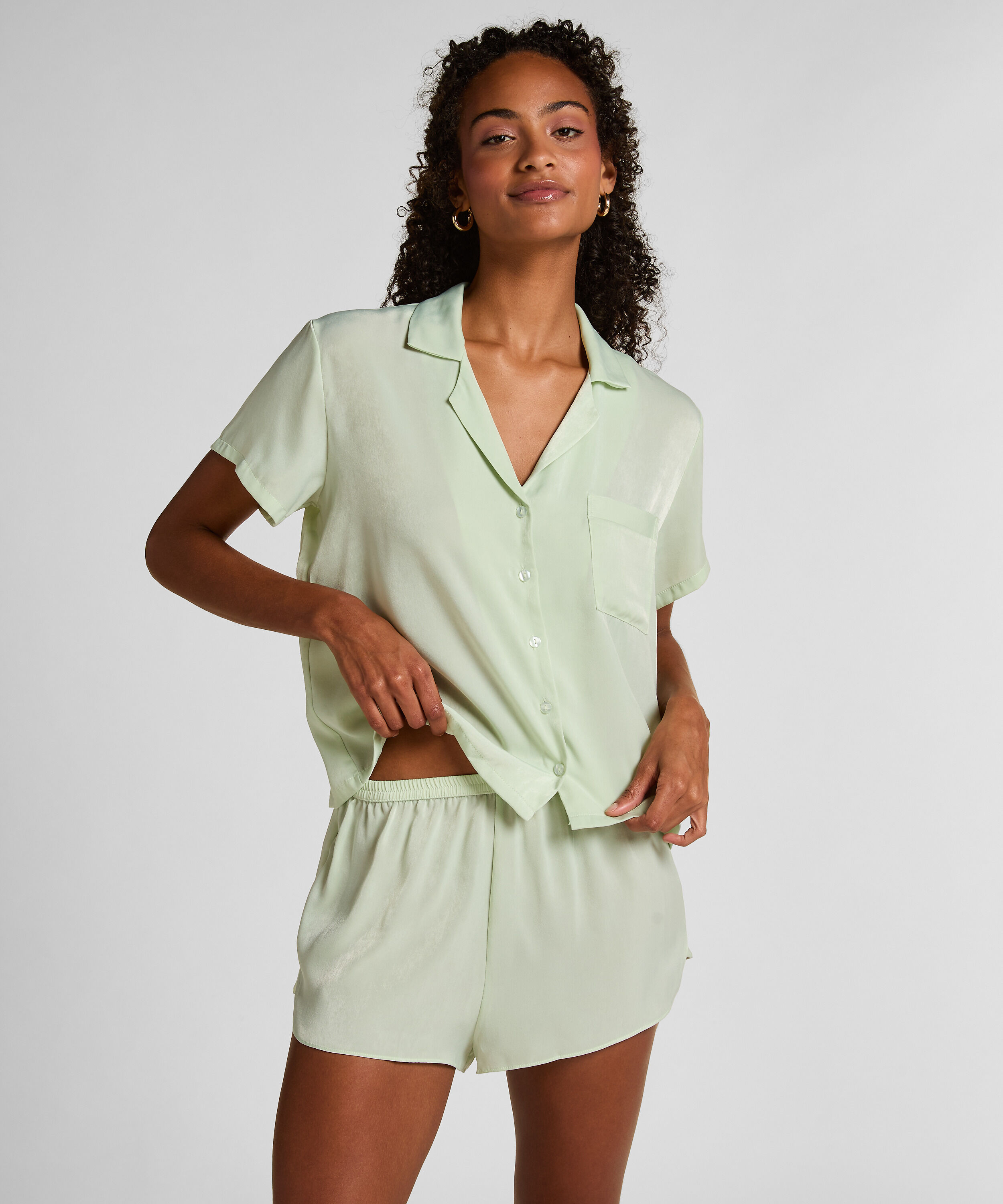 Short en satin Minimal, Vert