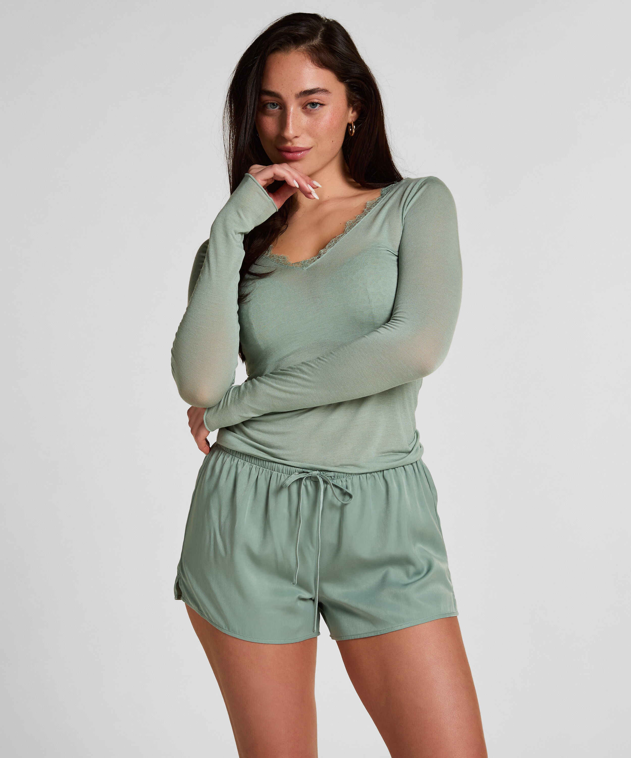 Satin Shorts Ayla, Vert