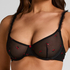 Soutien-gorge non-rembourr&eacute; &agrave; armatures Chelsey, Noir