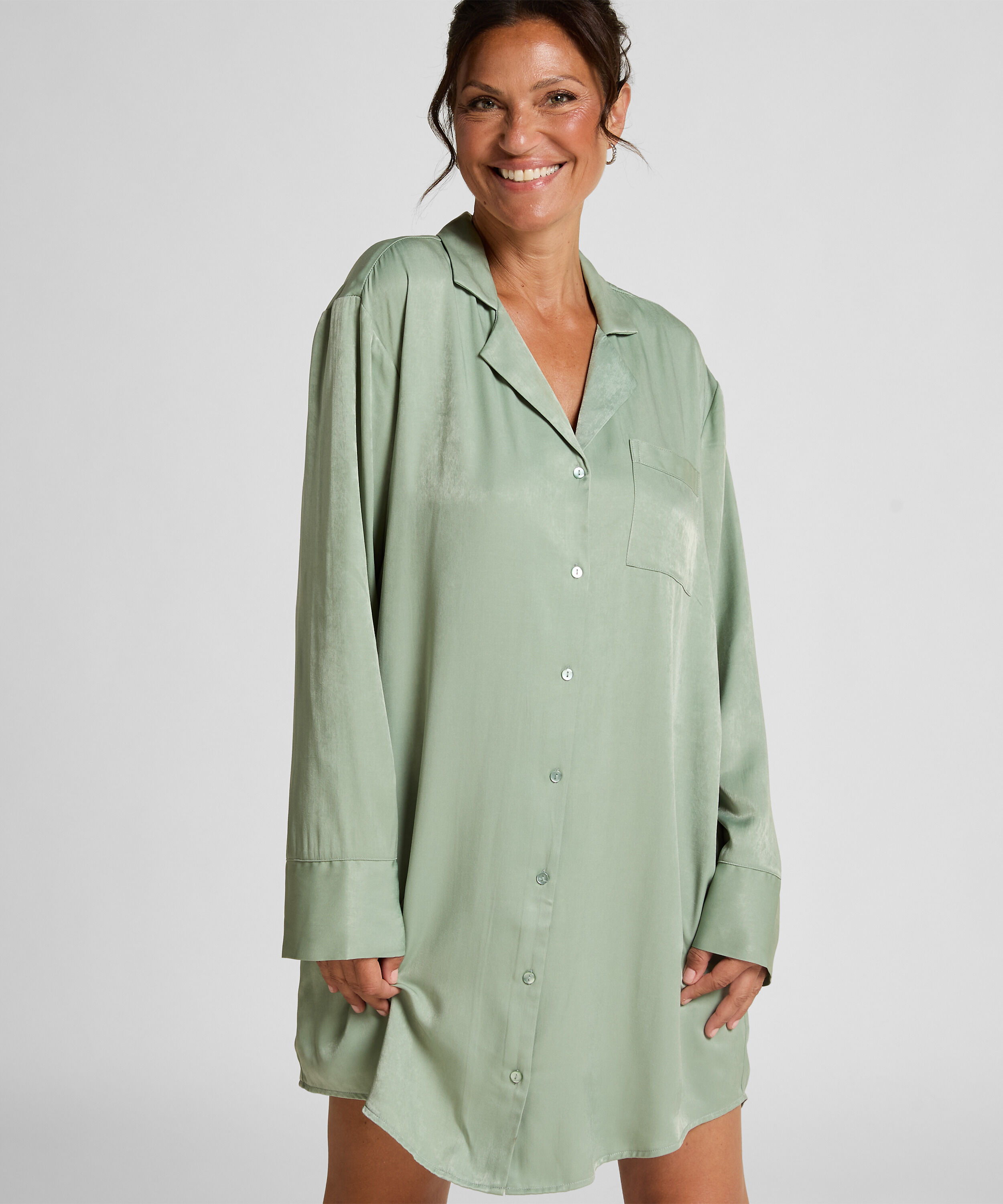 Robe-chemise en satin Ayla, Vert Robe-chemise en satin Ayla, Vert