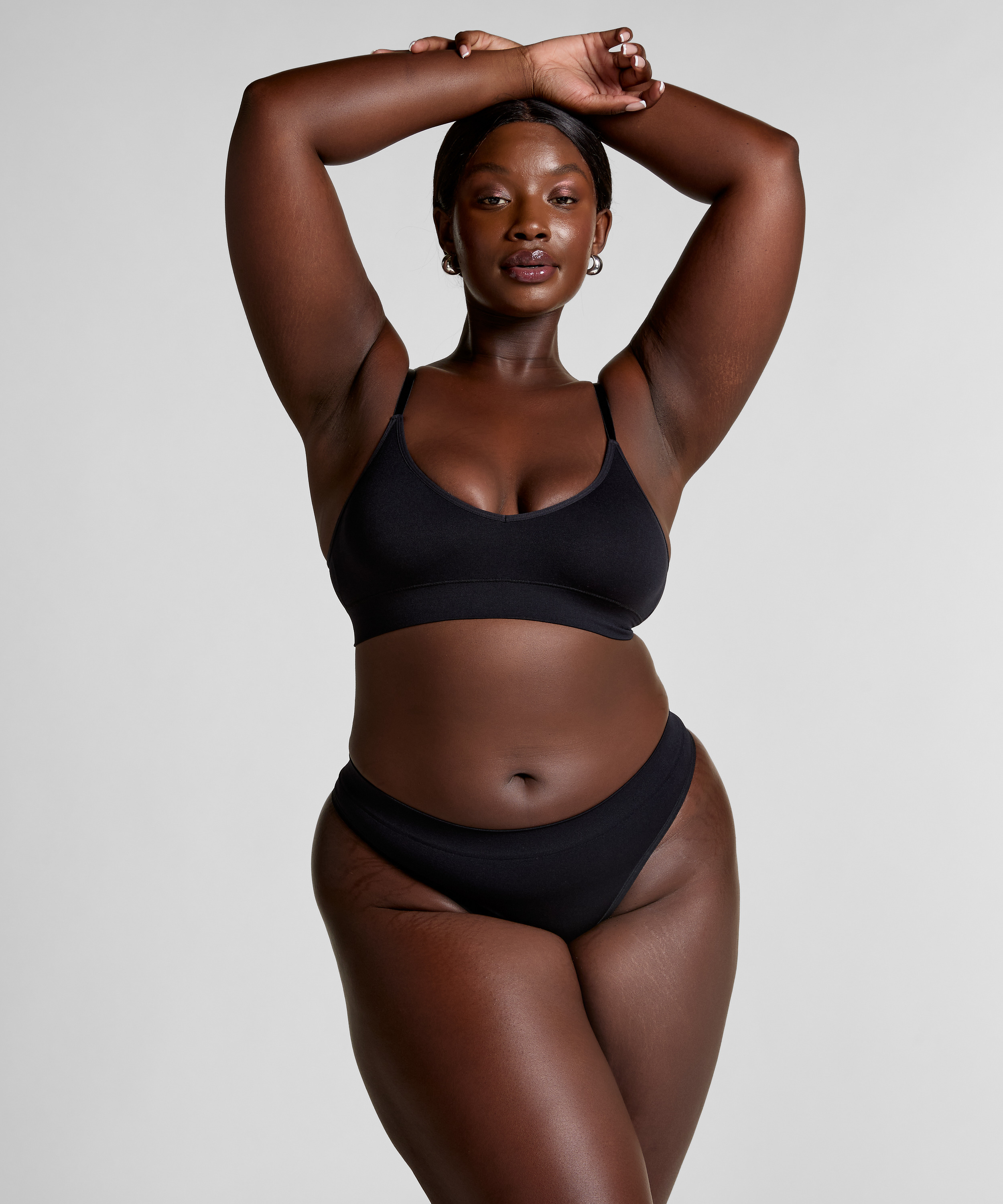 String Dide, Schwarz, main