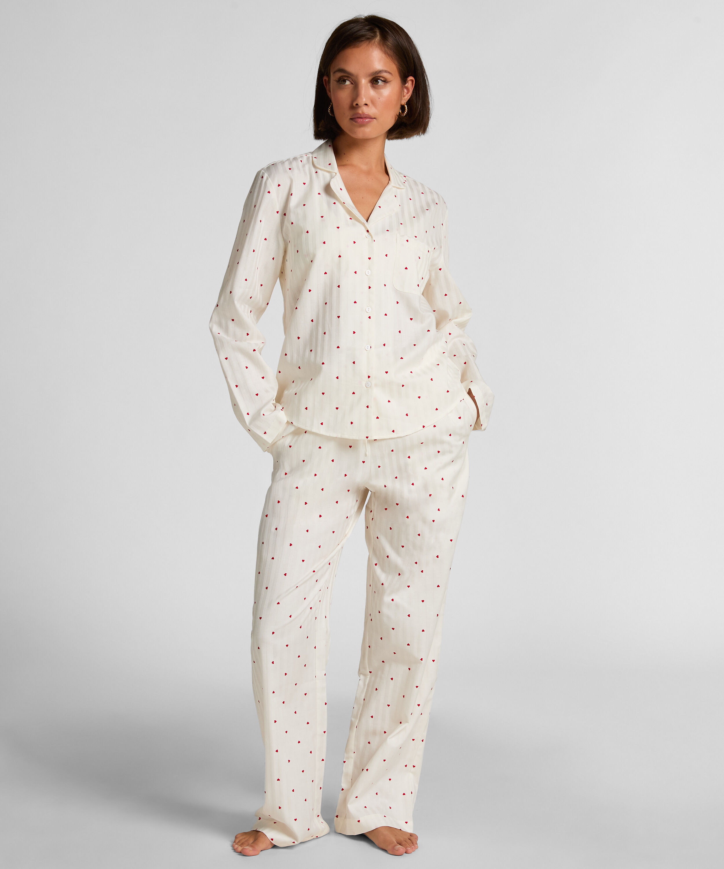 Pyjamaset aus Baumwolle mit Herzen, Weiß