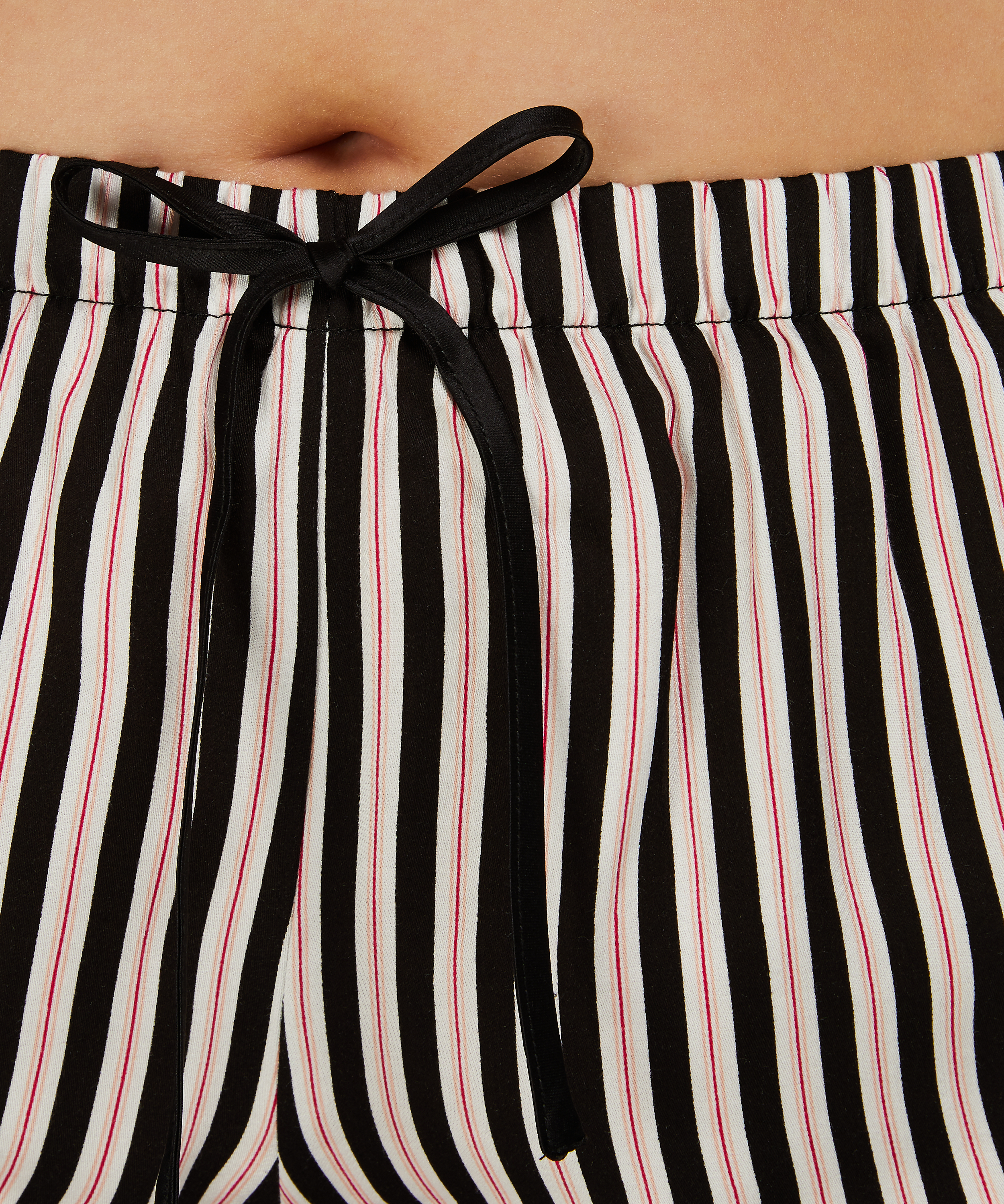 Short tiss&eacute;, Noir, main