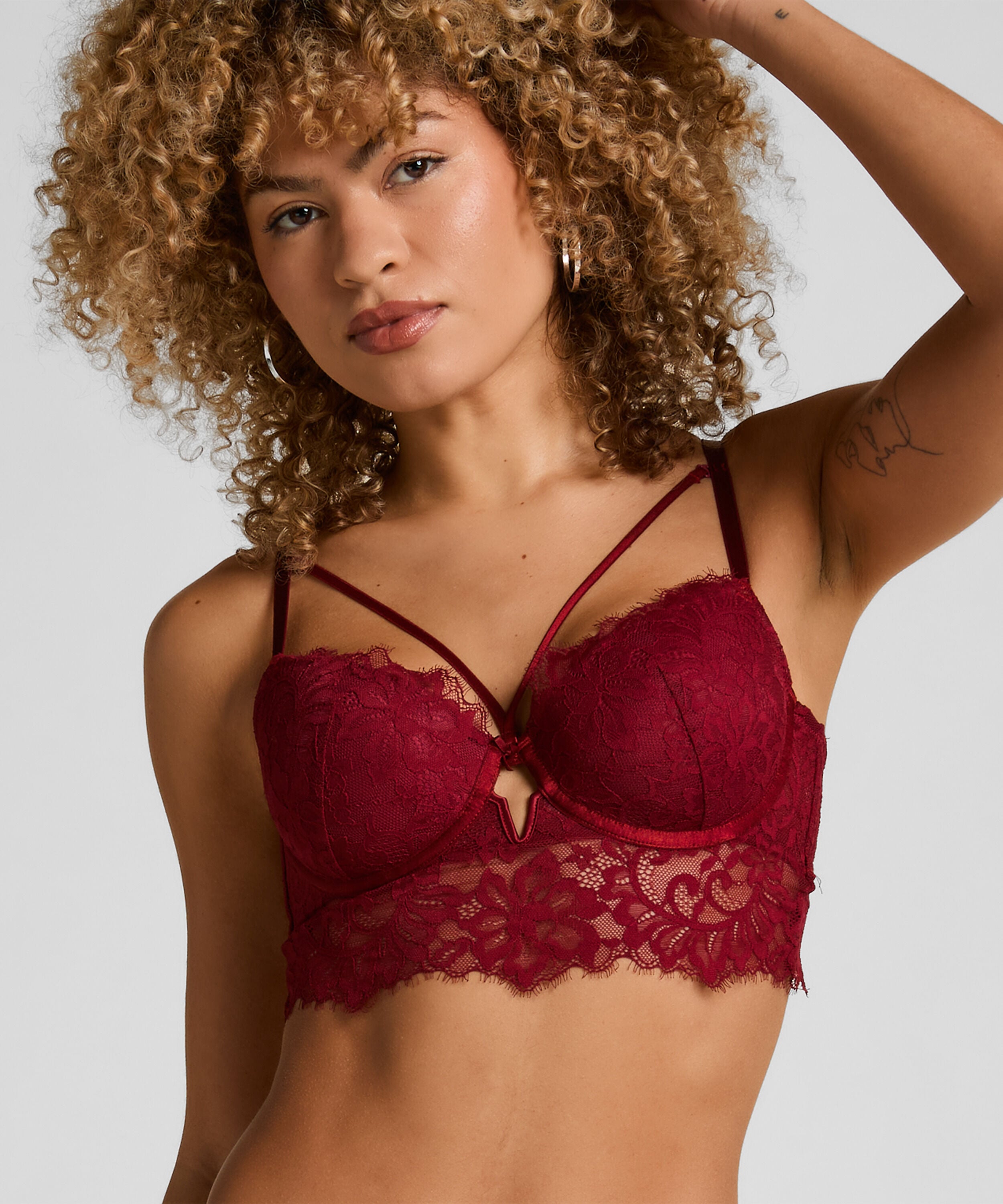 Soutien-gorge à armatures préformé longline Isabella, Rouge