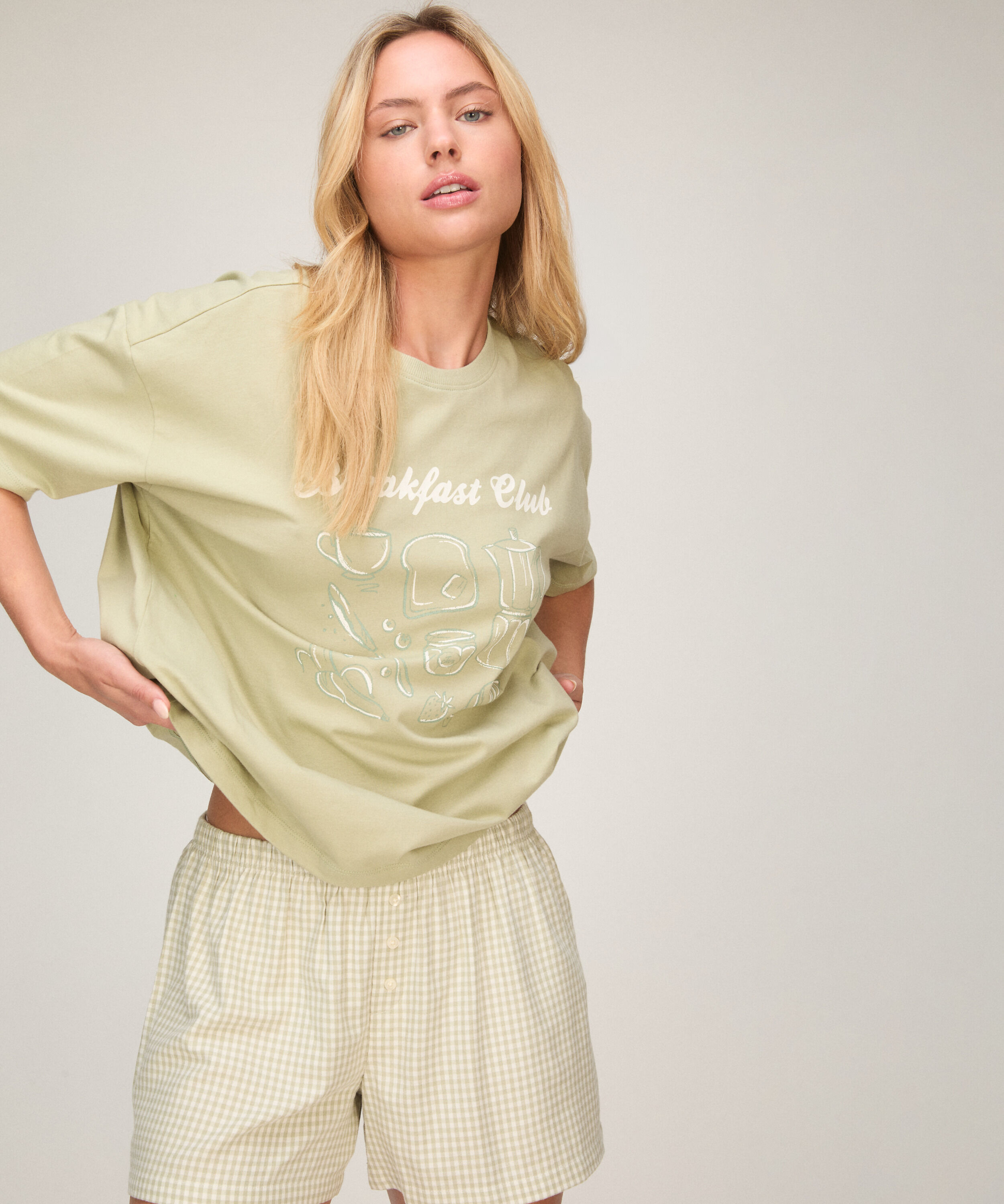 Pyjama-Set mit Shorts und T-Shirt, Grün Pyjama-Set mit Shorts und T-Shirt, Grün