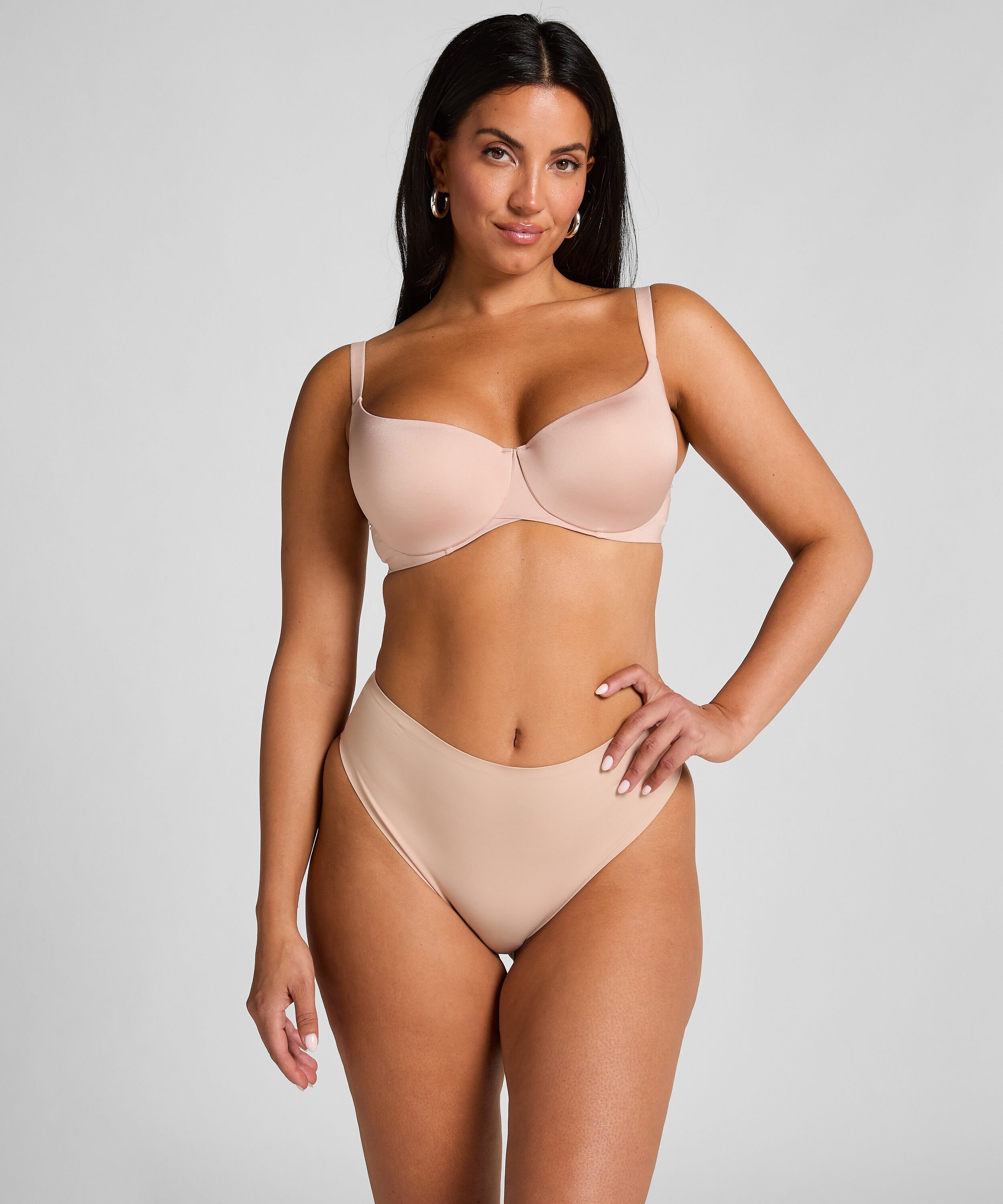 Soutien-gorge &agrave; armatures pr&eacute;form&eacute; Smooth, Beige