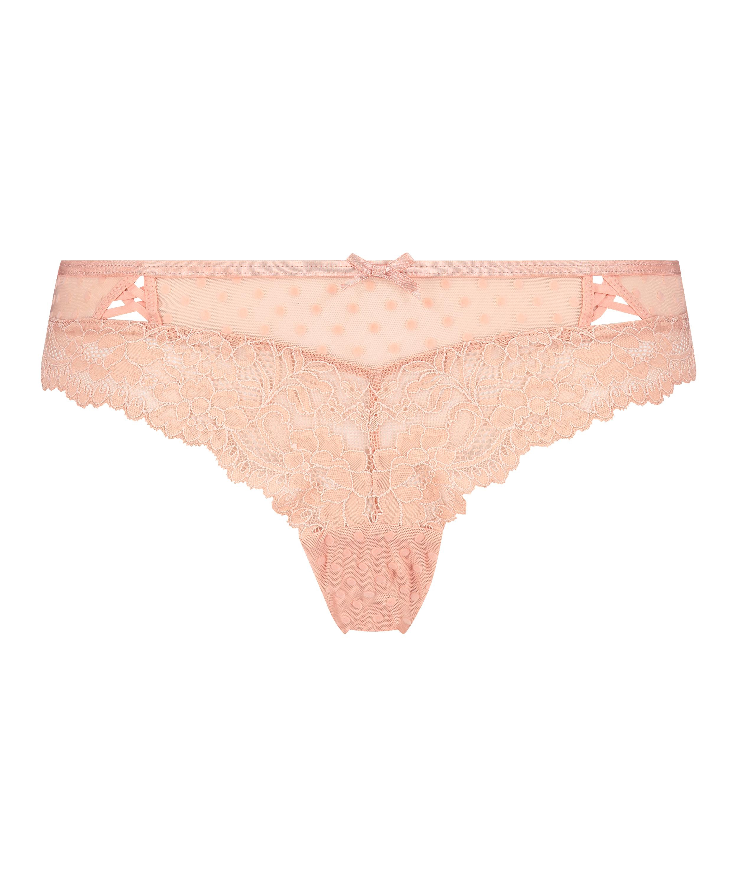 Brazilian Irene, Rose, main