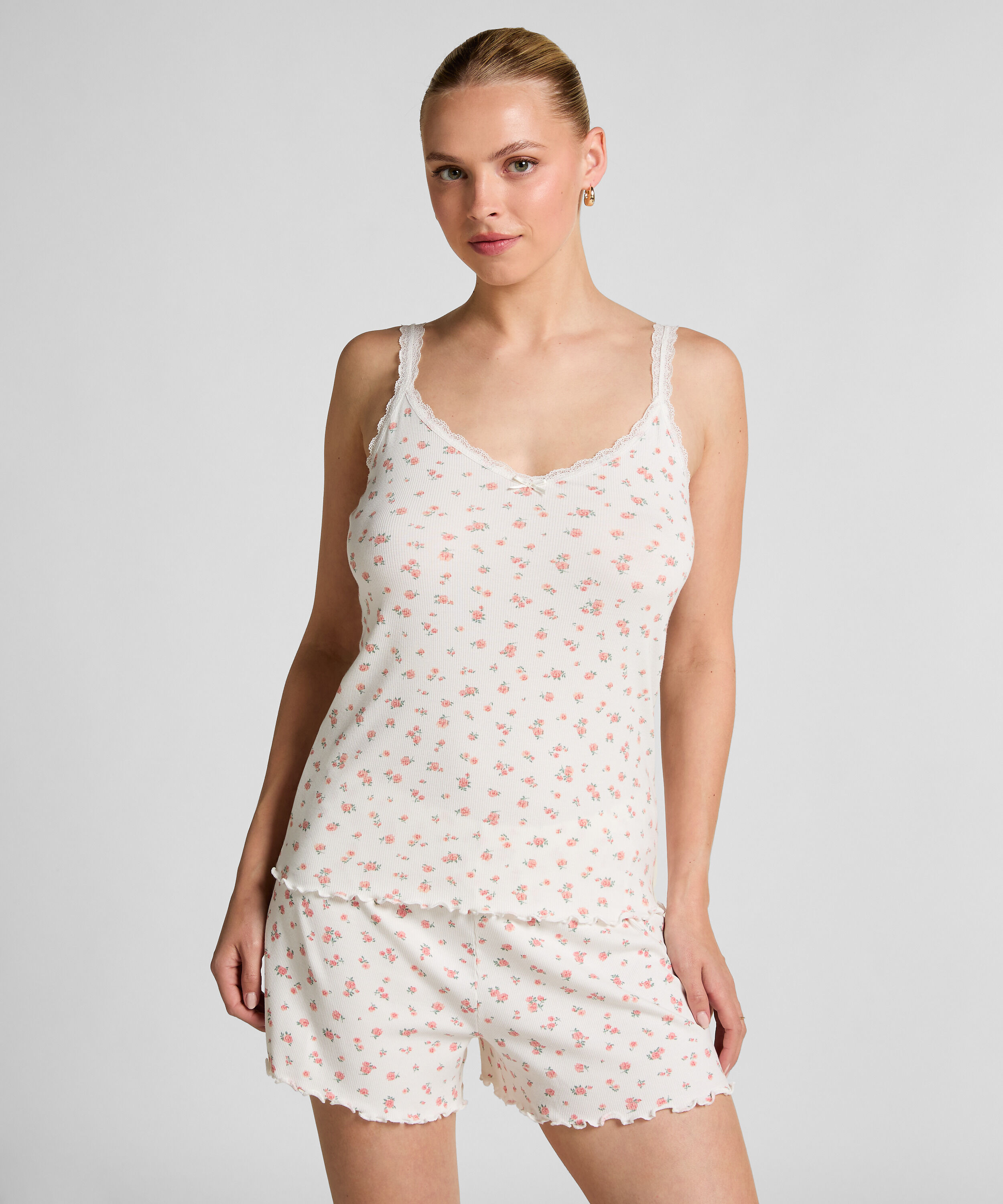 Geripptes Cami mit Spitze, Wei&szlig;