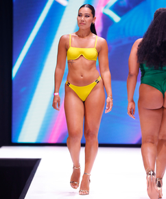Nicht-vorgeformtes Bügel-Bikinioberteil Bermuda Rebecca Mir, Gelb