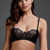 Soutien-gorge &agrave; armatures pr&eacute;form&eacute; sans bretelles Elsa, Noir