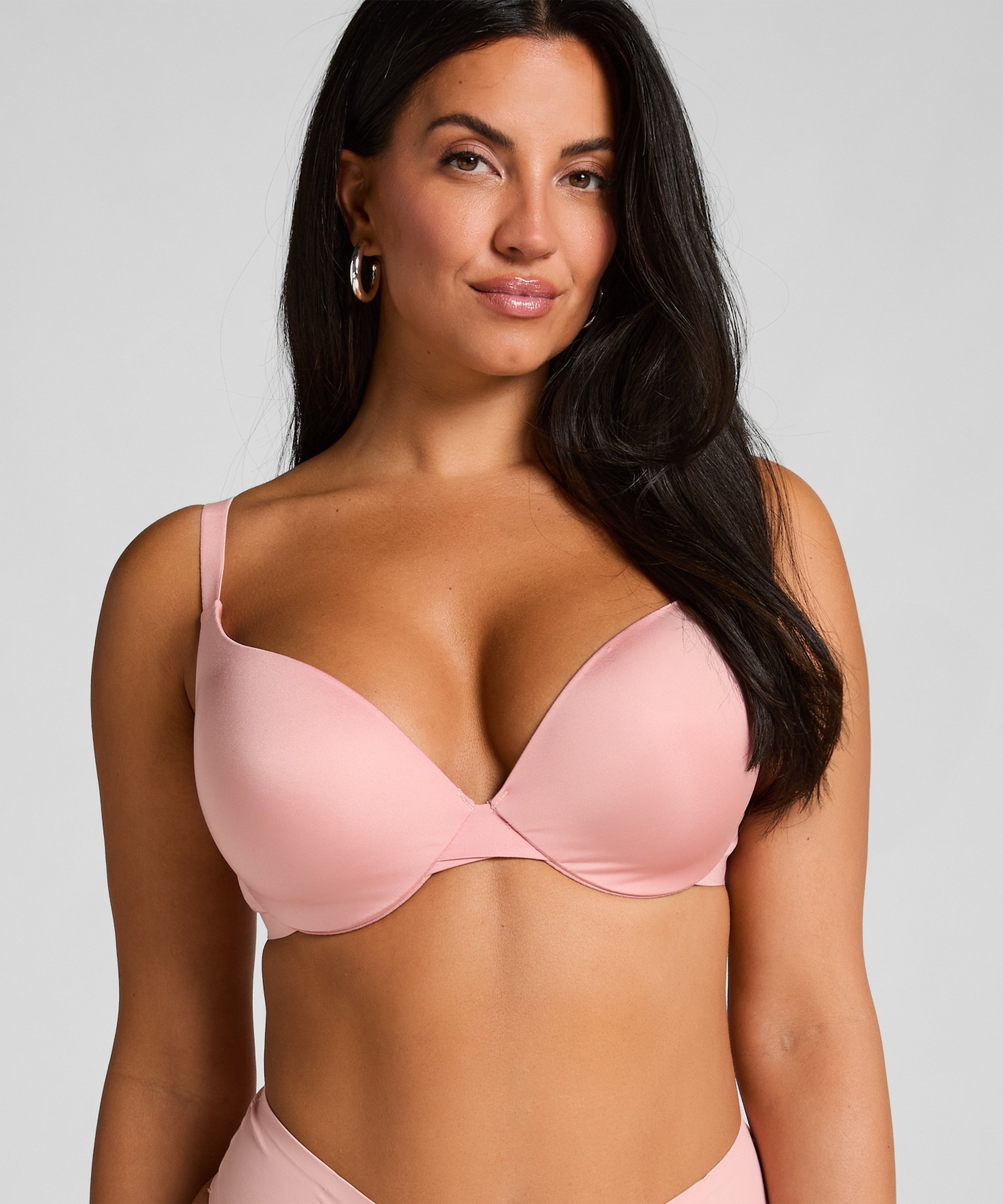Soutien-gorge à armatures préformé push-up Smooth, Rose, main