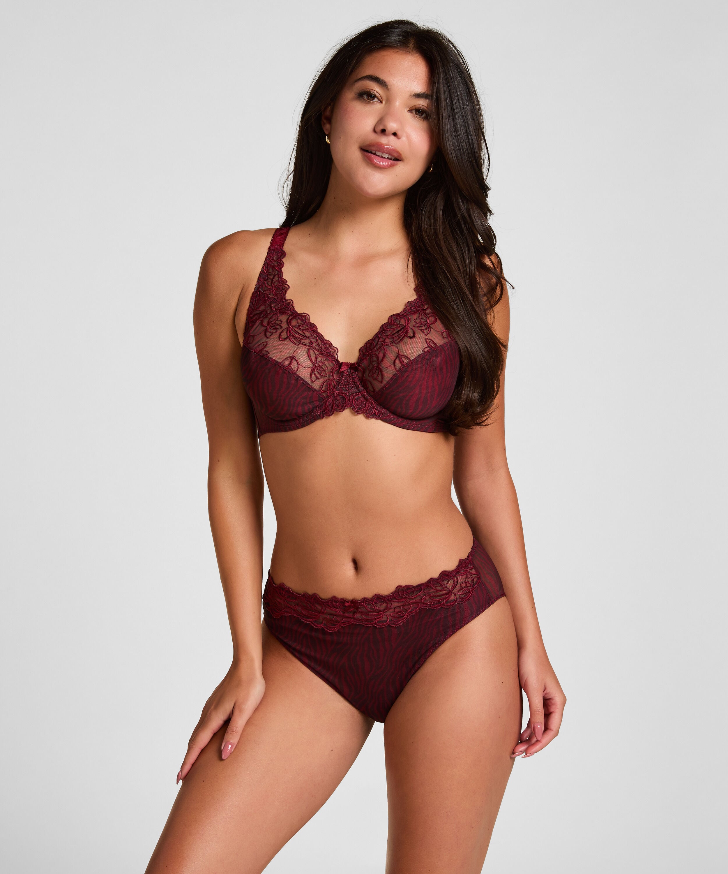 Hochgeschnittener Slip Diva
