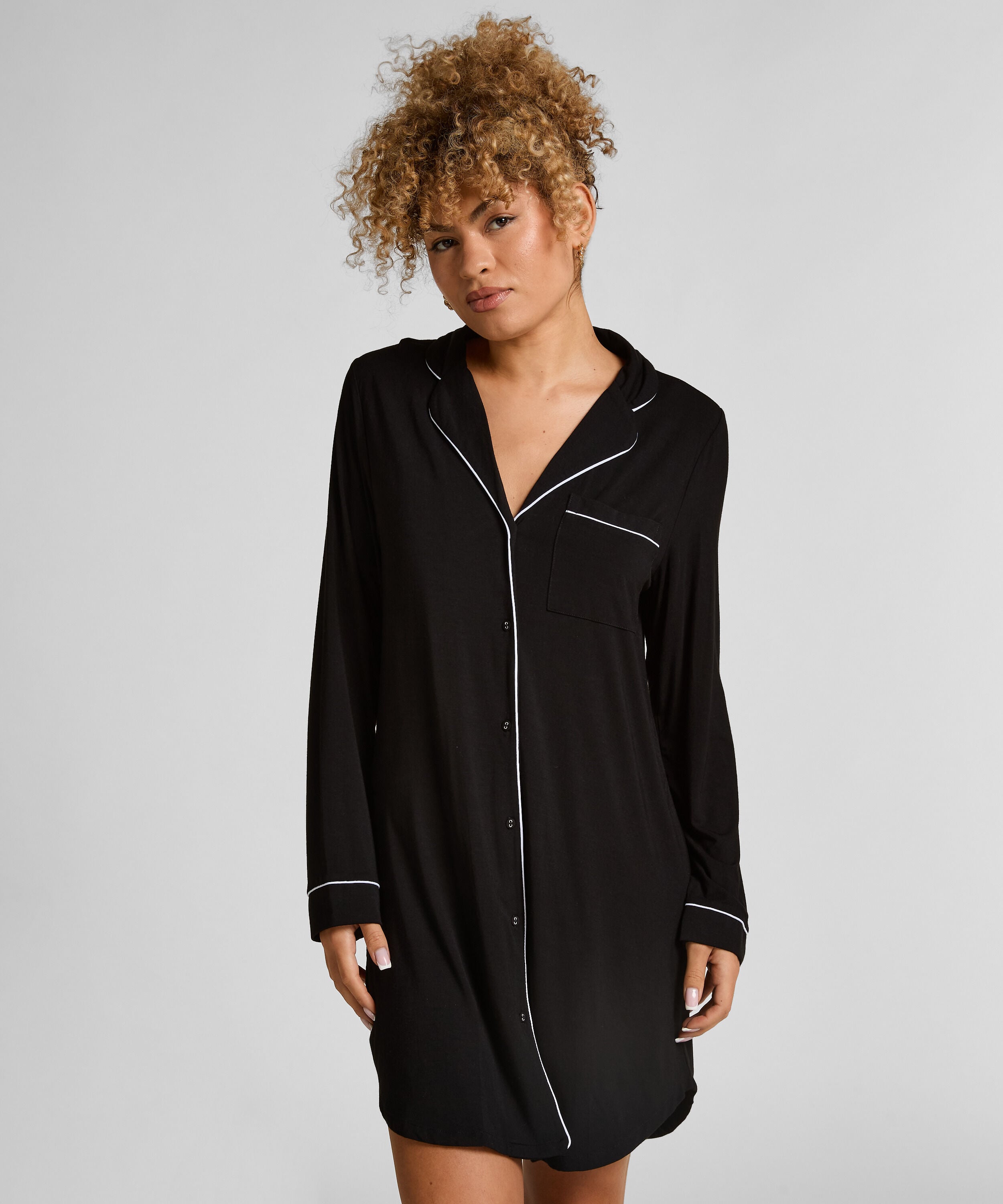 Langärmeliges Jersey-Hemdkleid Essential, Schwarz
