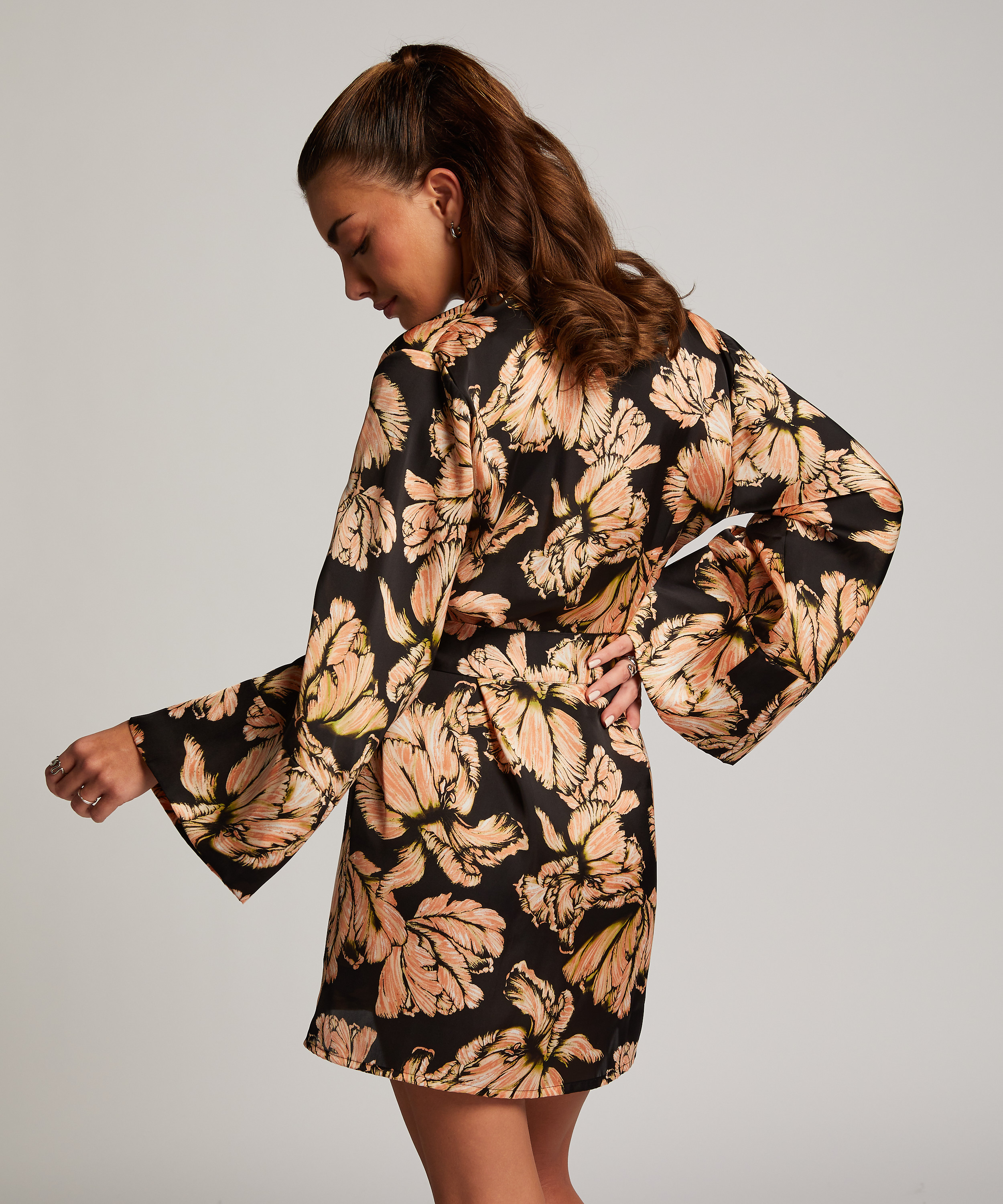 Kimono Satin, Schwarz, main