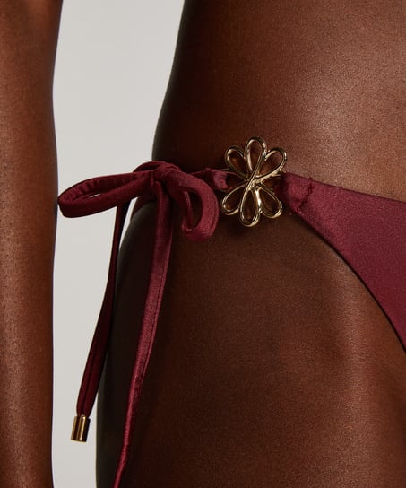 Bikini Slip mit hohem Beinausschnitt Yucatan, Rot