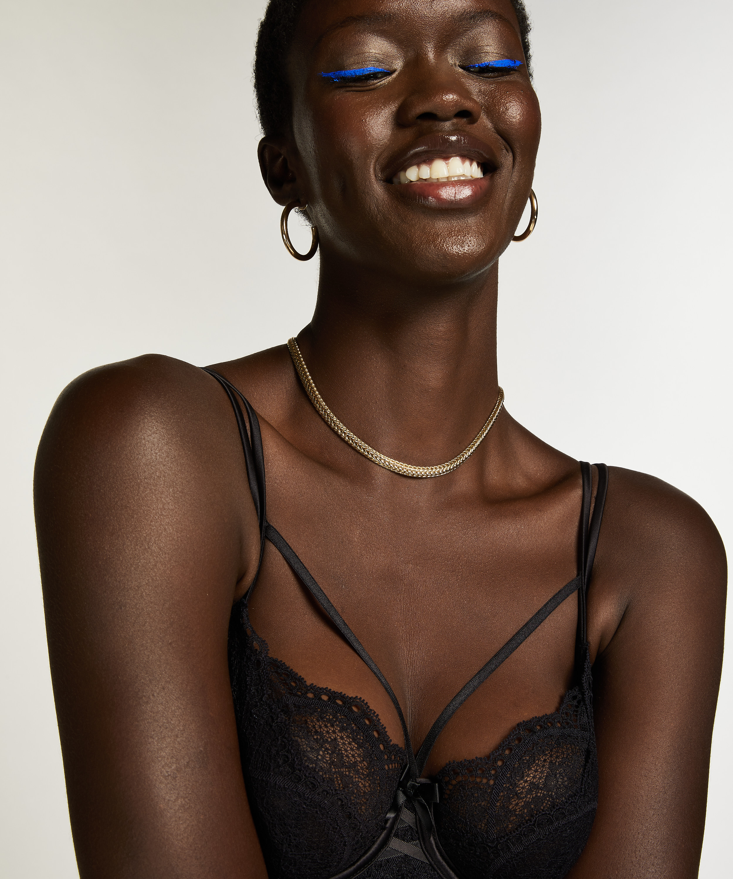 Soutien-gorge &agrave; armatures non-pr&eacute;form&eacute; Fleur Nyakim, Noir, main