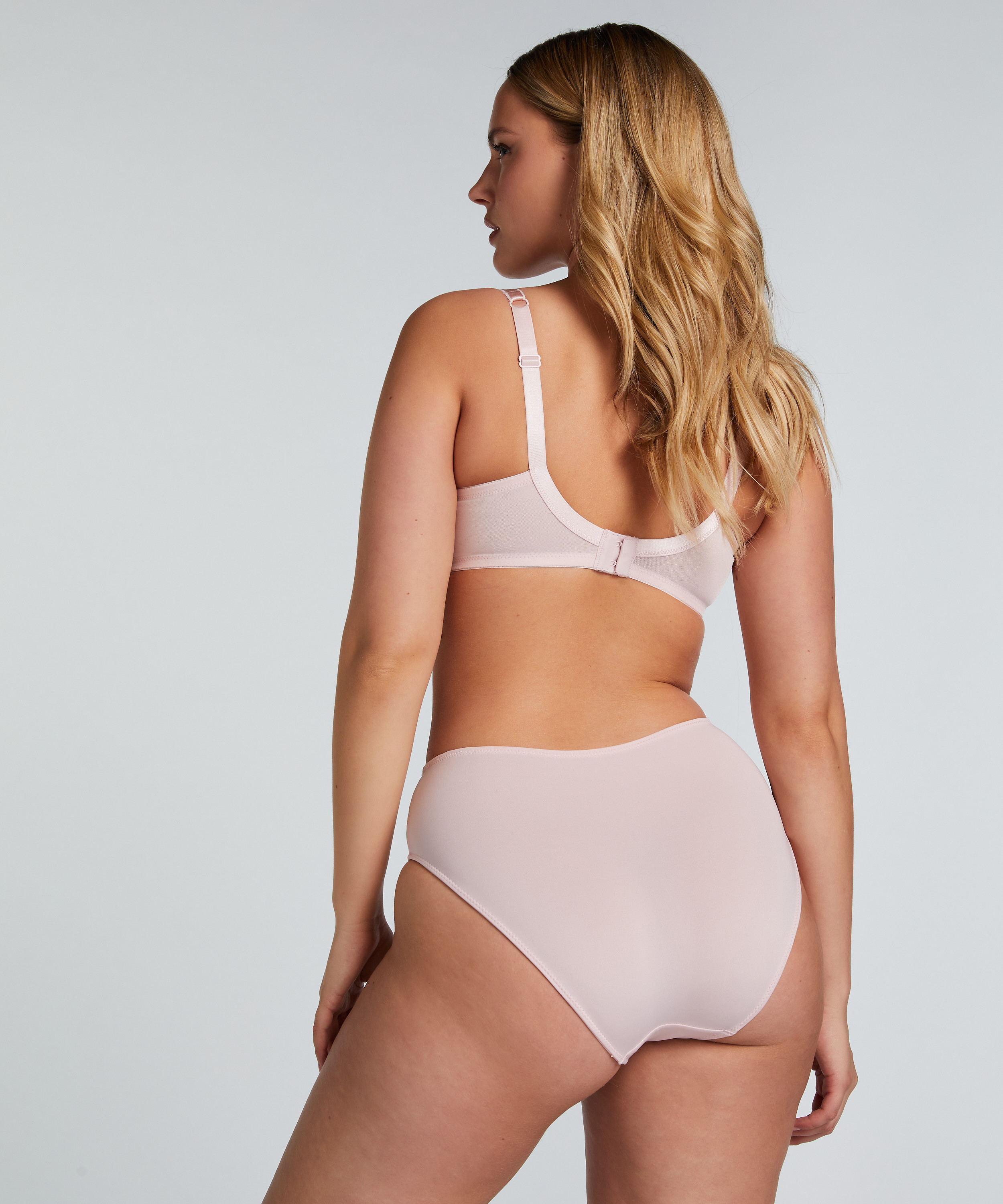 Slip taille haute Sophie, Rose, main