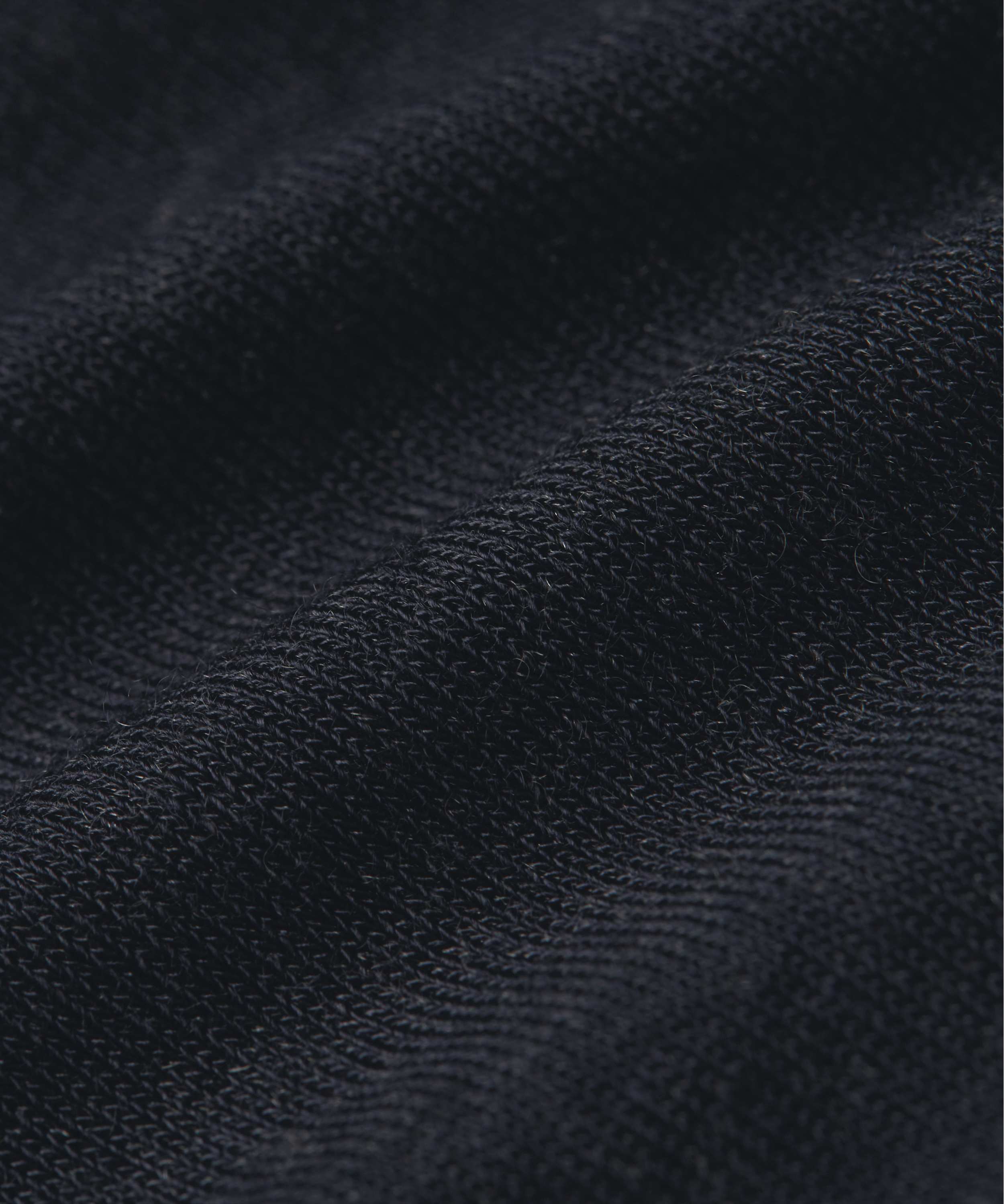 Himmlisch weiches Shirt aus Kaschmir-Mix mit Rollkragen, Schwarz, main