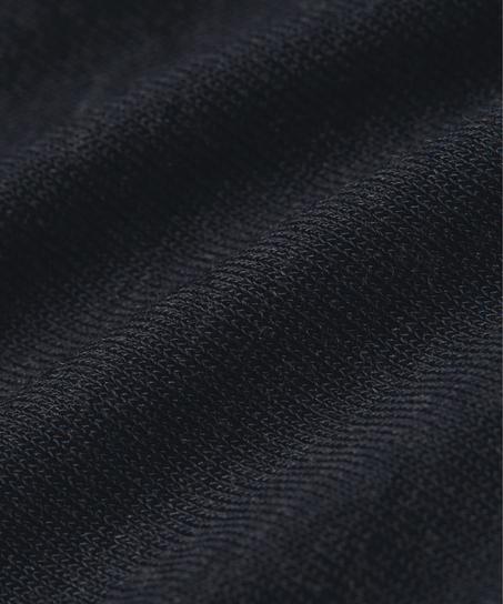 Himmlisch weiches Shirt aus Kaschmir-Mix mit Rollkragen, Schwarz