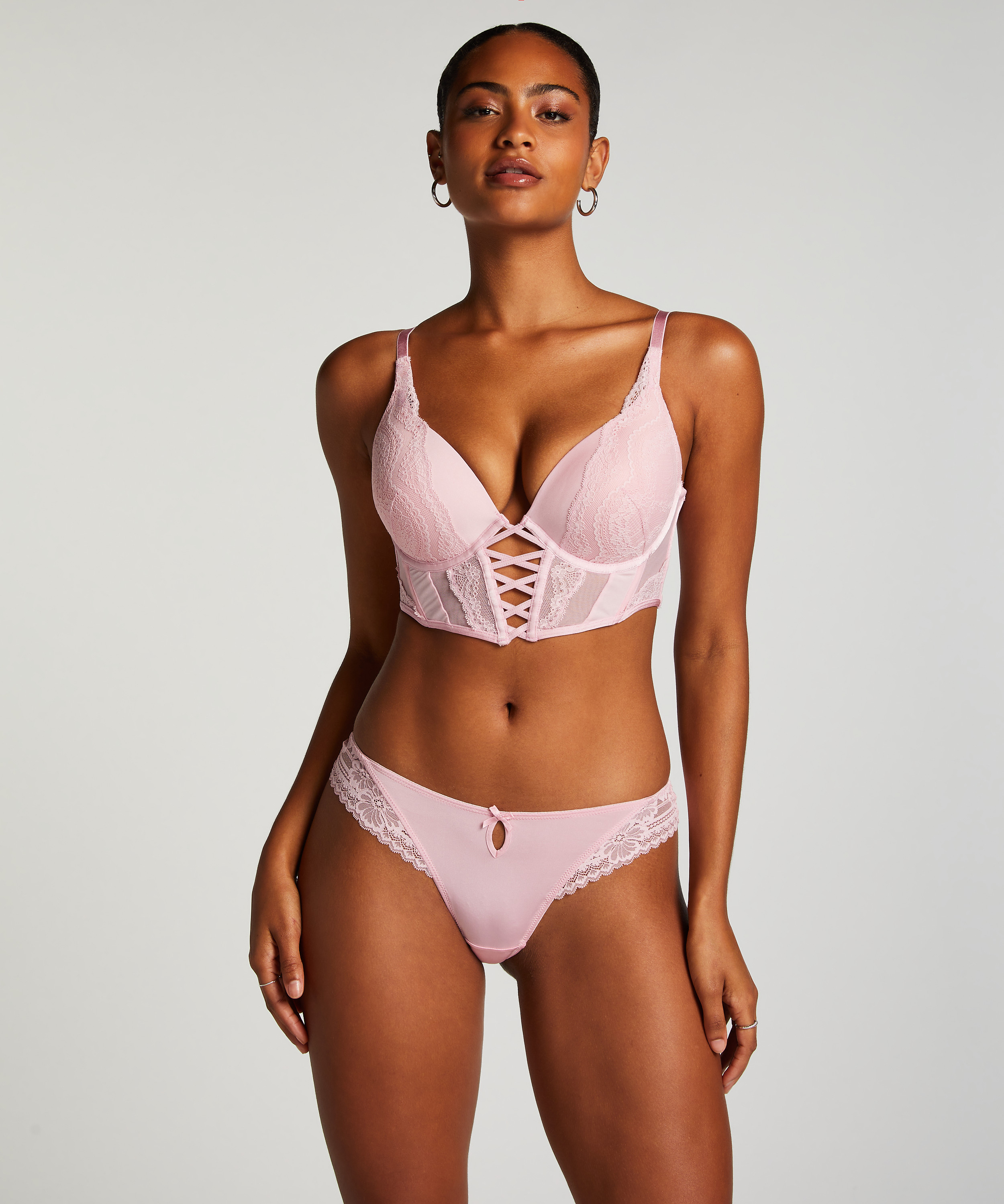 Brazilian Maggie, Rose, main