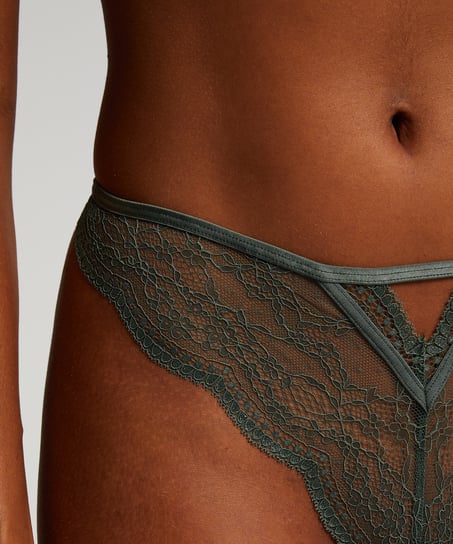 Cheekini Isabelle, Vert