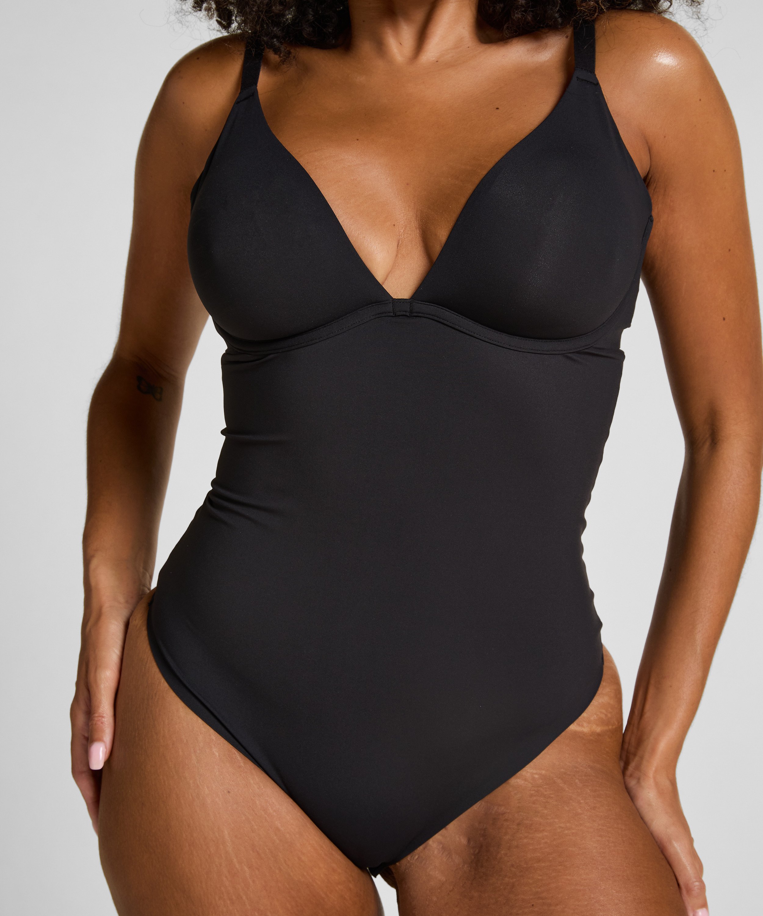 Body lisse et non rembourré, Noir, main