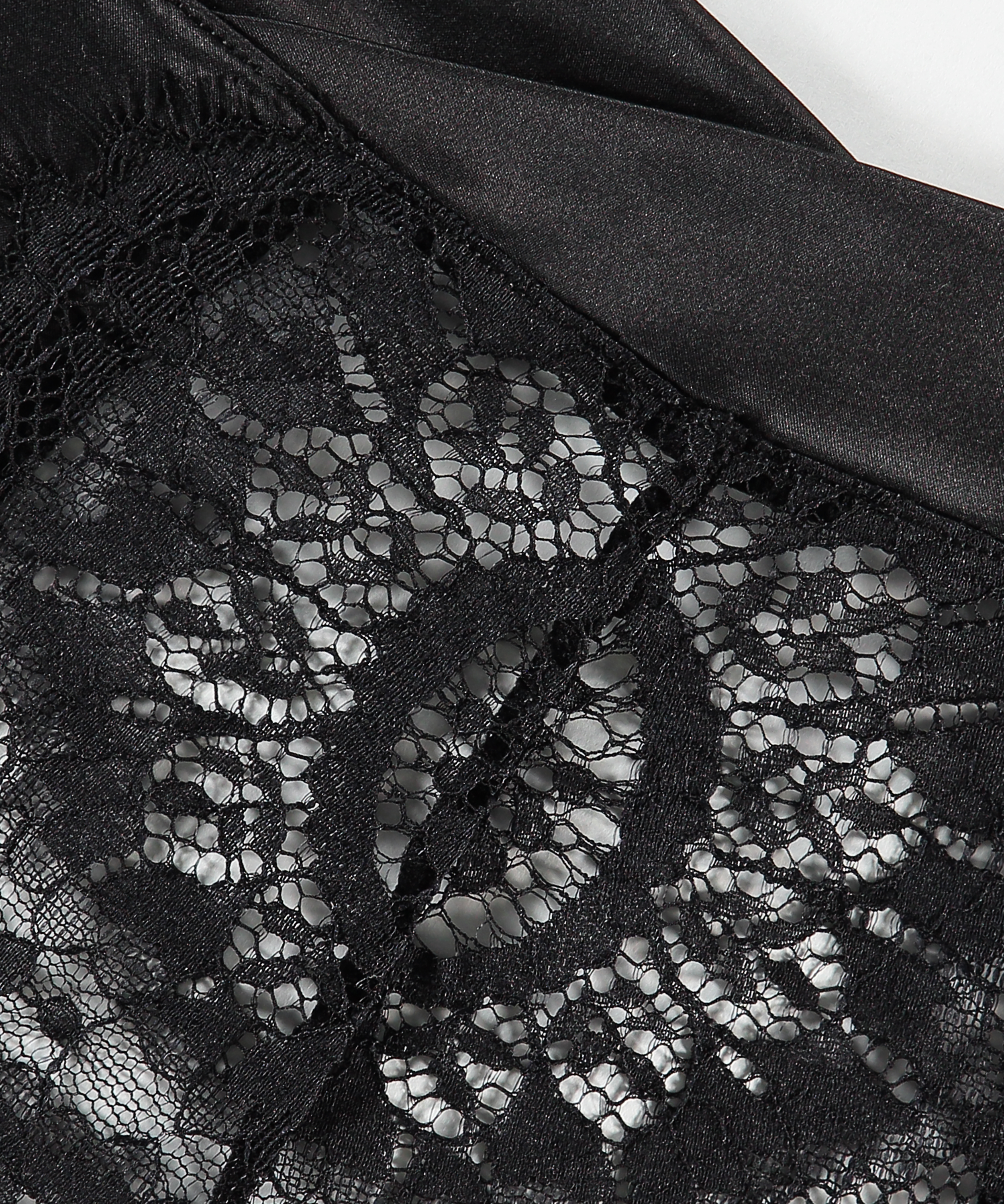 Hoher String Hannako, Schwarz, main