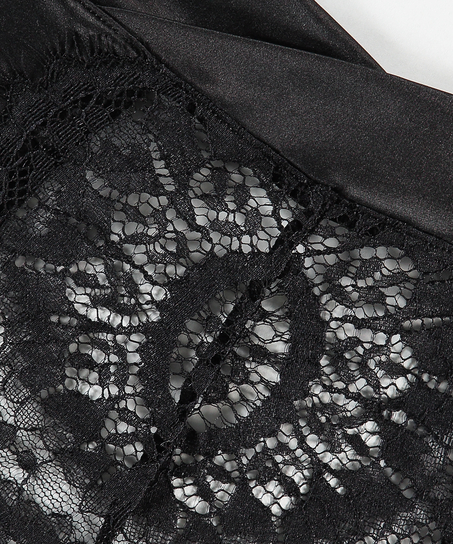 Hoher String Hannako, Schwarz