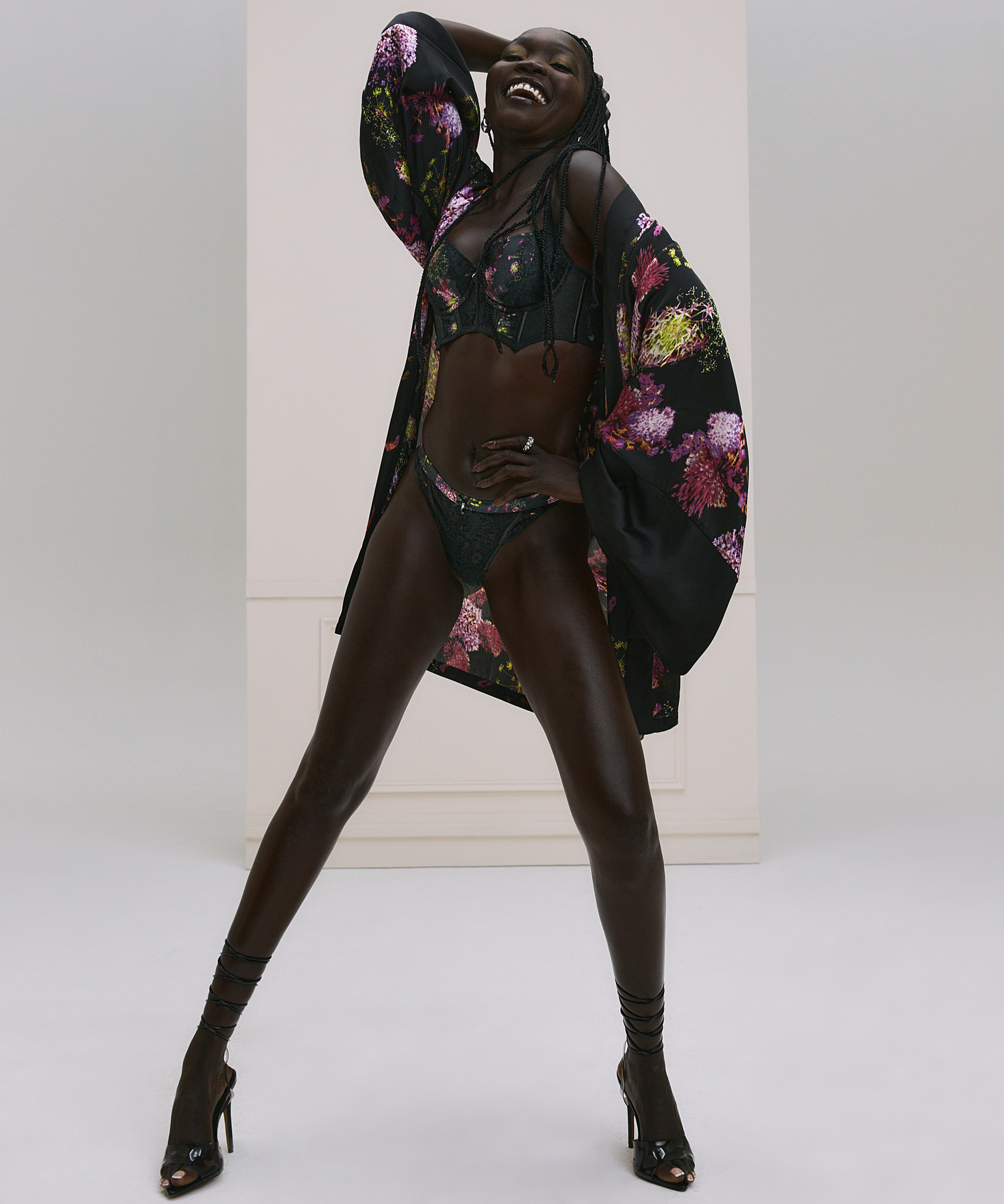 String Amelie, Schwarz, main