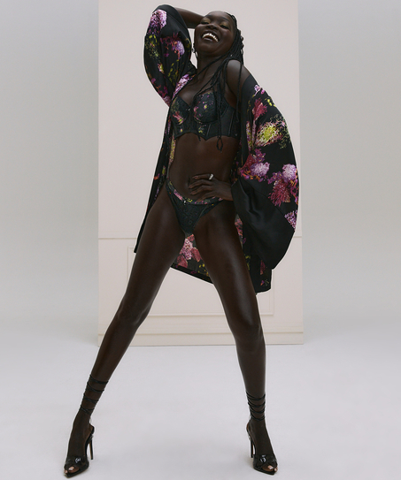 String Amelie, Schwarz