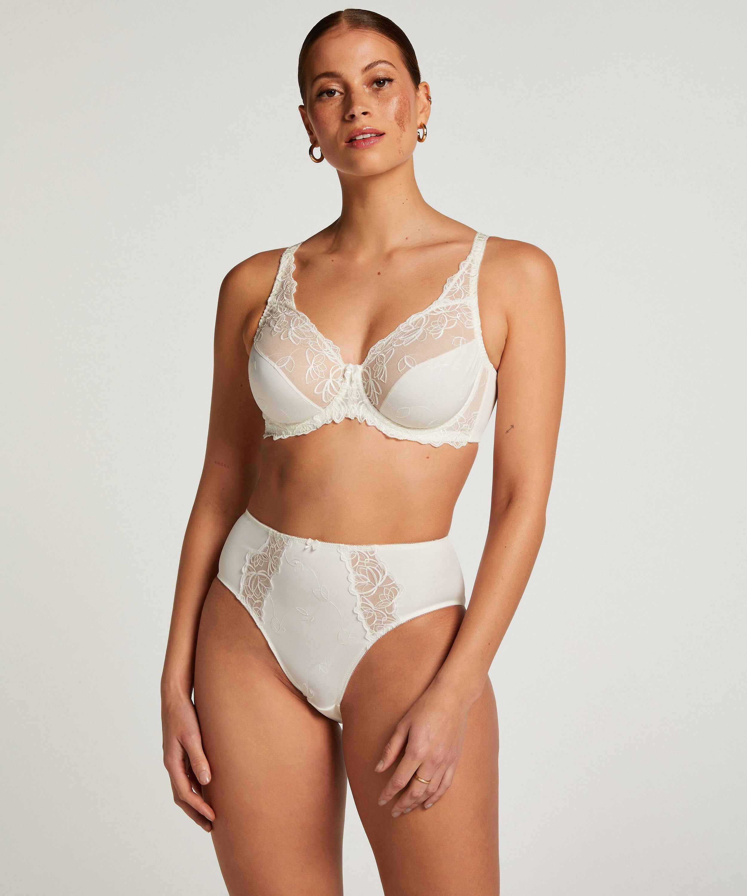 Soutien-gorge &agrave; armatures non-pr&eacute;form&eacute; Diva, Blanc