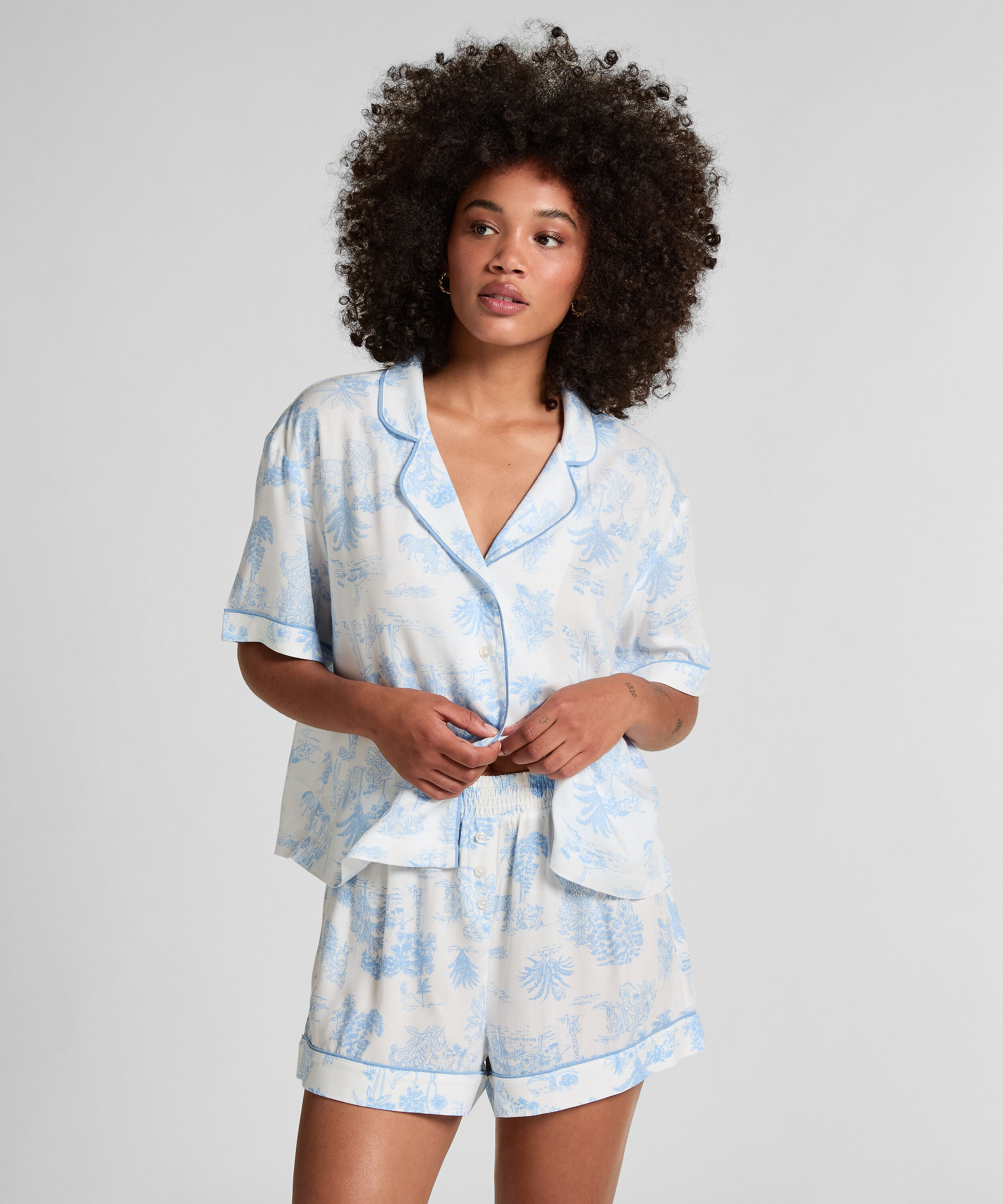 Gewebte Shorts, Blau