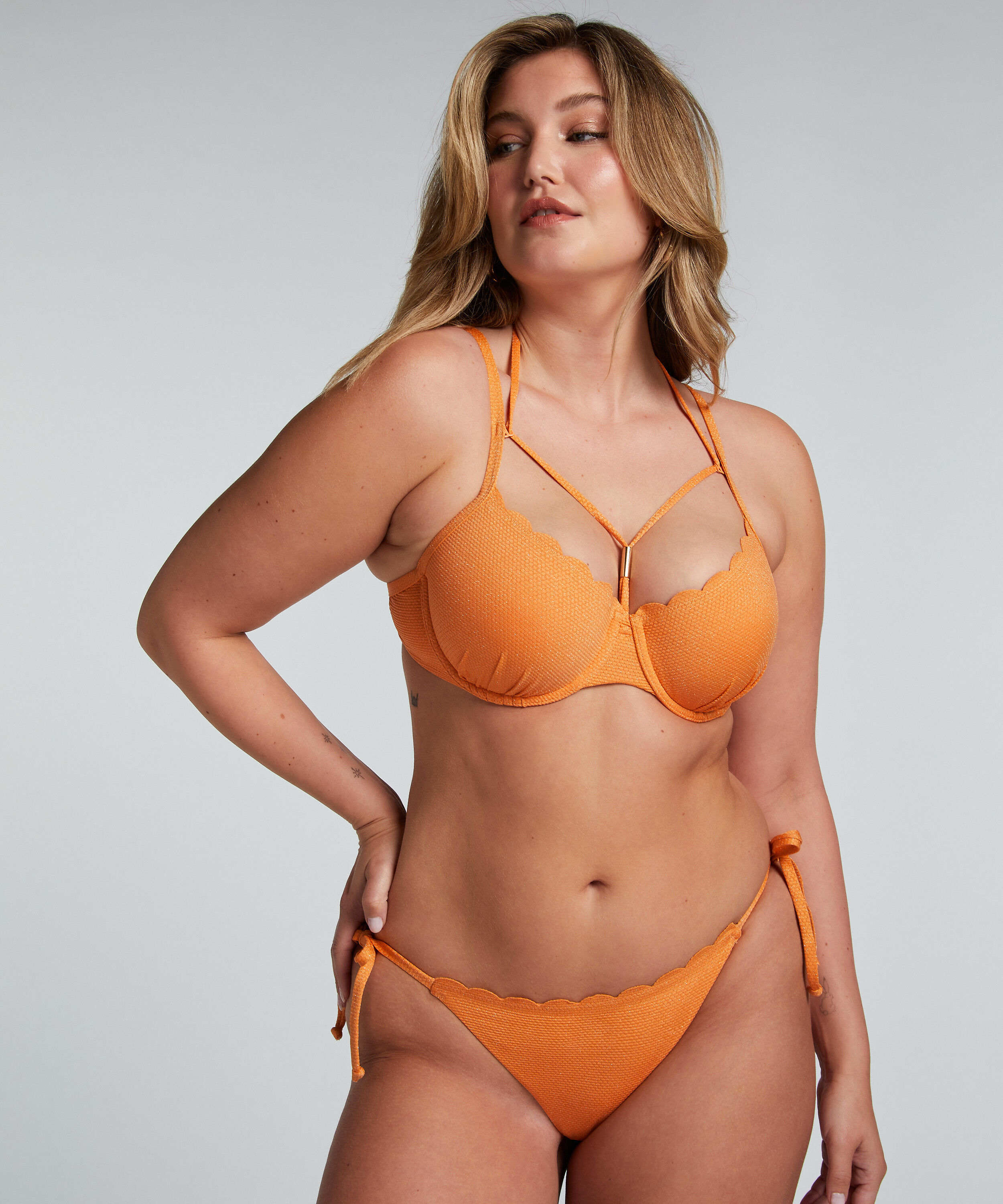 Slip de Bikini Cheeky Tanga Scallop Lurex, Orange