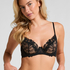 Soutien-gorge à armatures non-préformé Ingrid, Noir, main Soutien-gorge à armatures non-préformé Ingrid, Noir