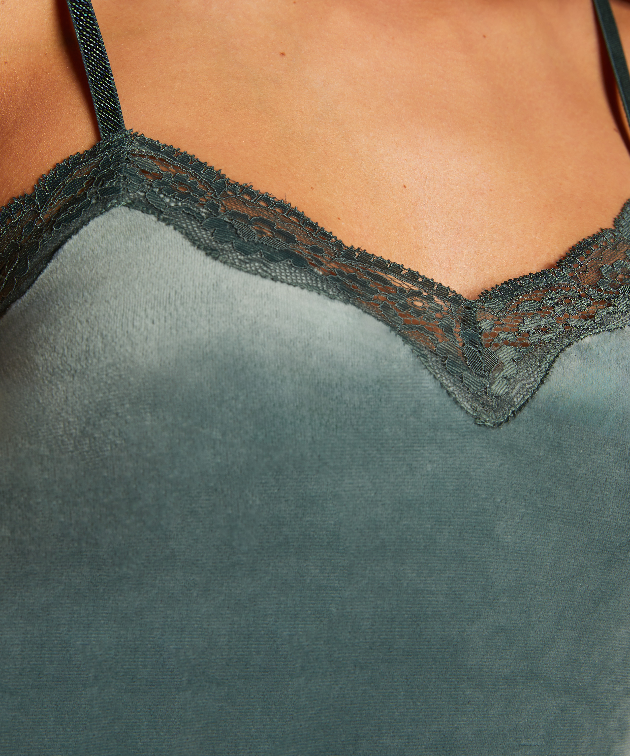 Cami Top Velours Lace, Gr&uuml;n, main
