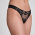 Danica String, Schwarz