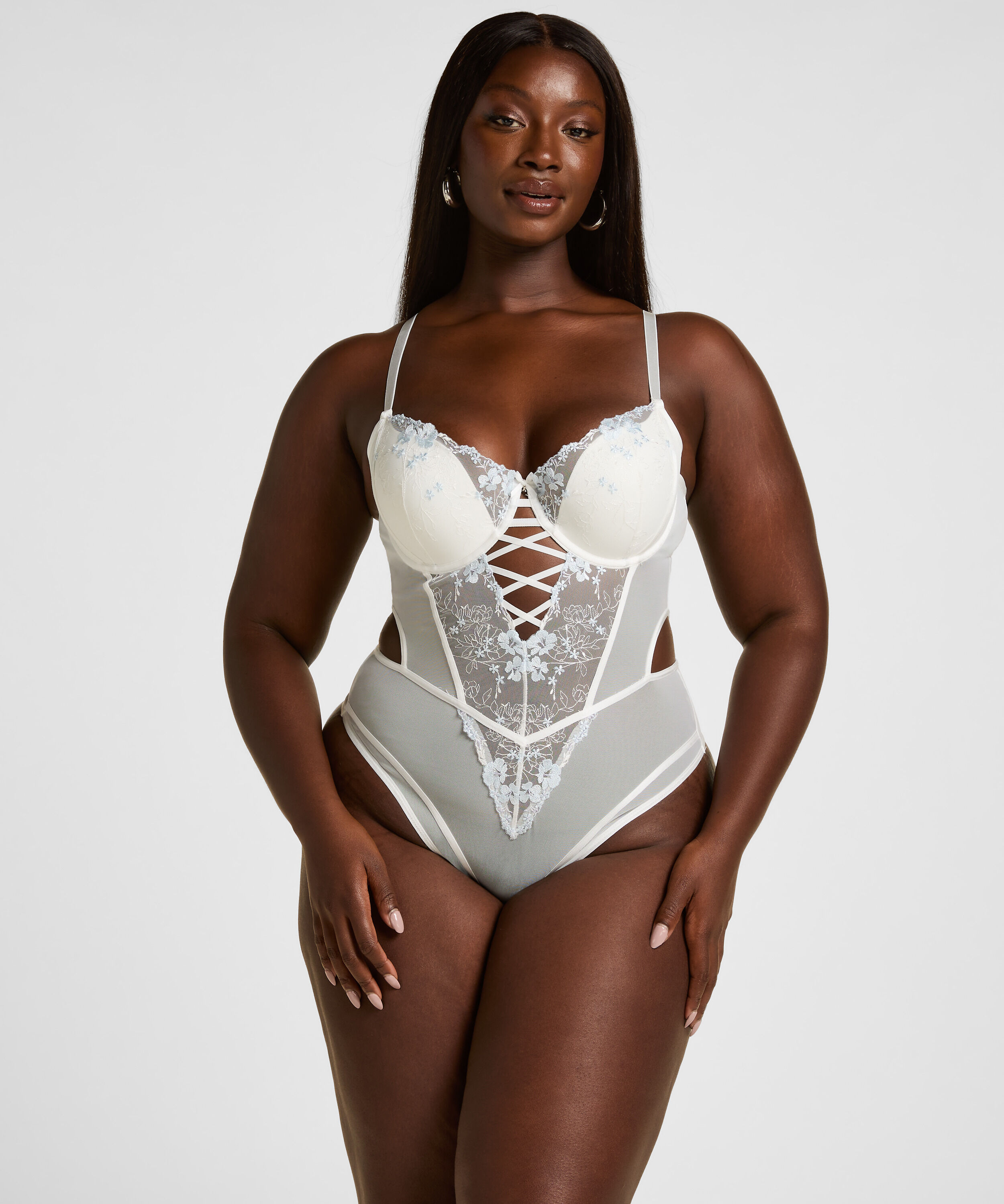 String Lola, Lila