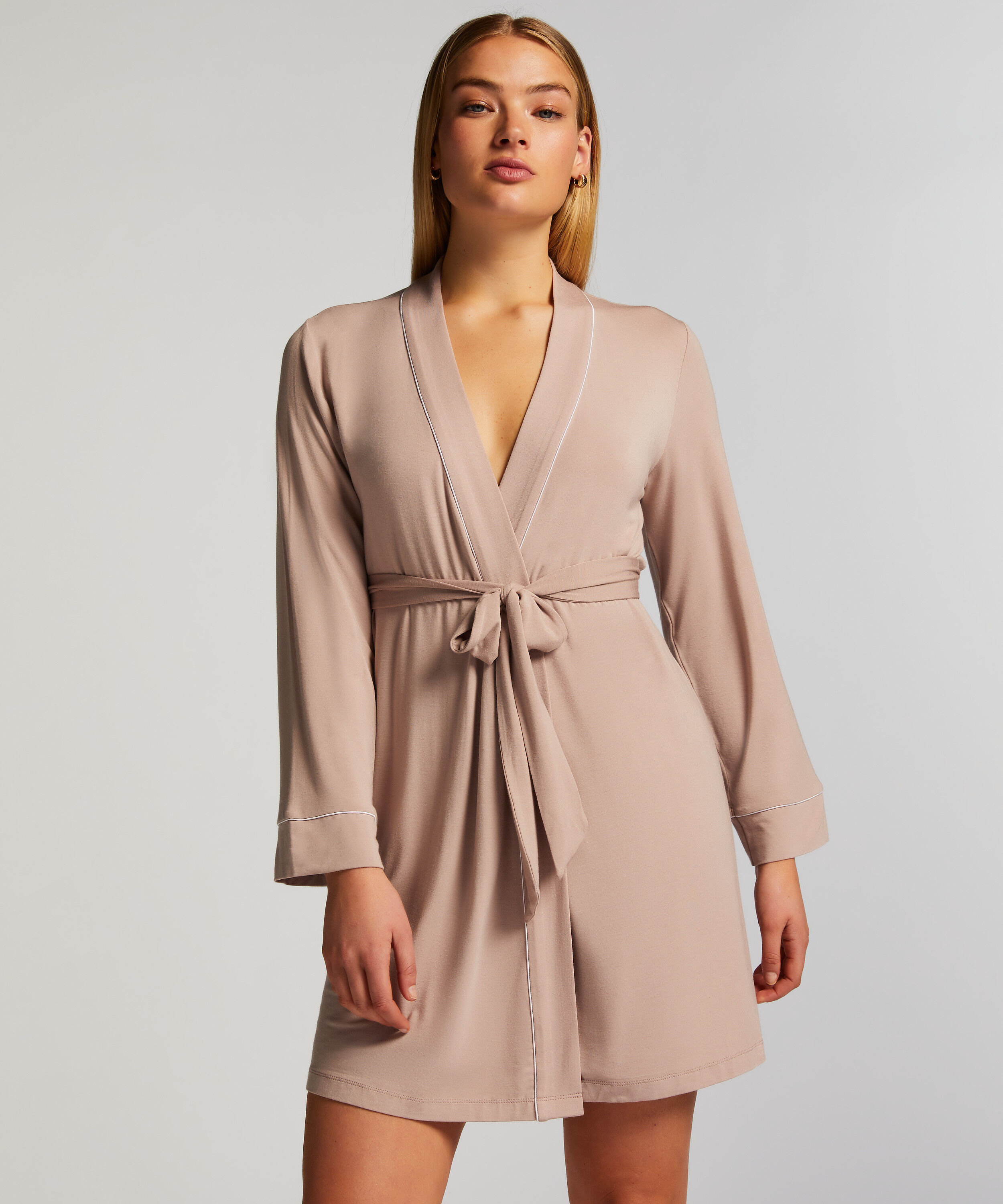 Peignoir court en jersey Essentials, Beige