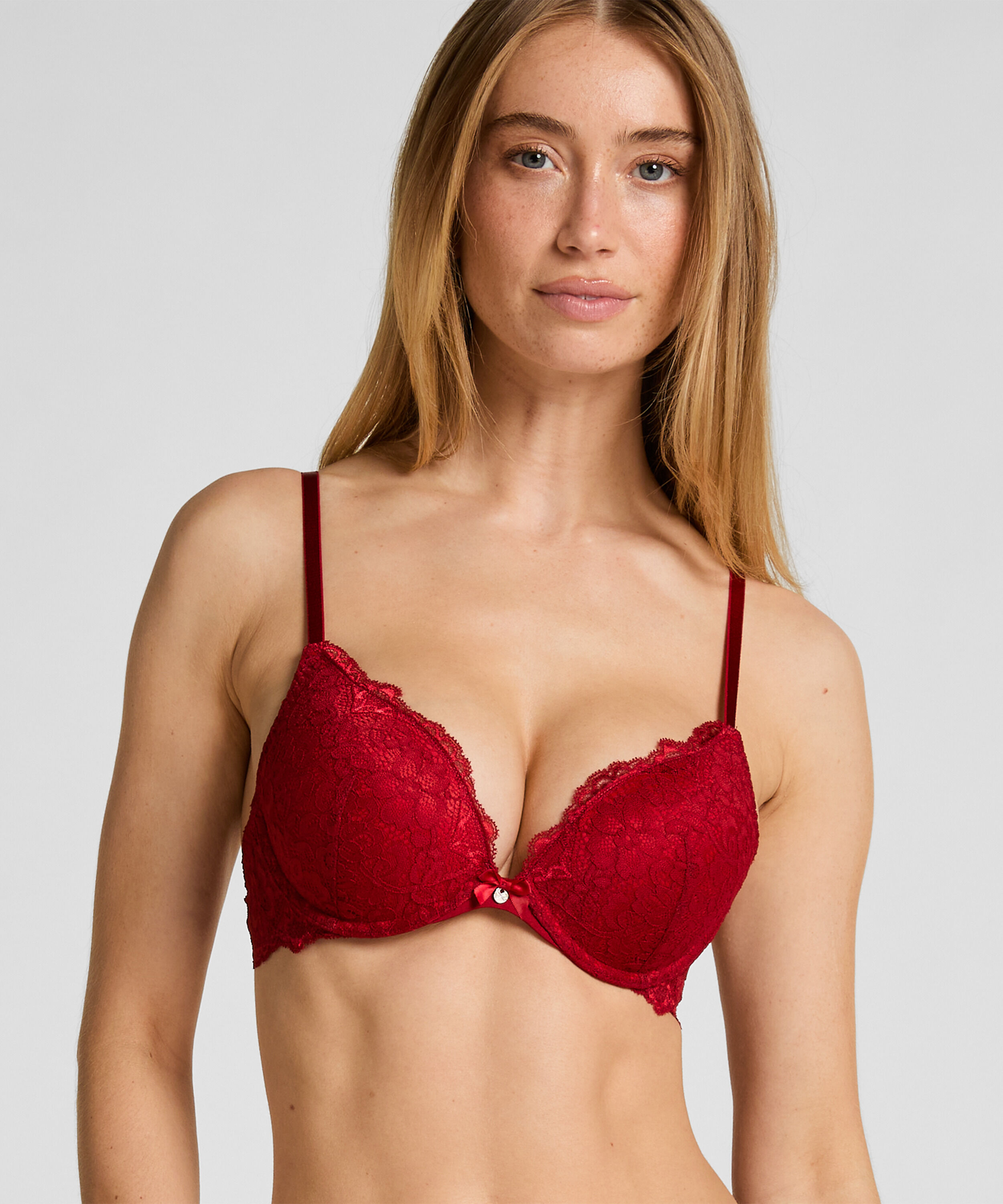 Soutien-gorge à armatures préformé push-up Marine, Rouge Soutien-gorge à armatures préformé push-up Marine, Rouge