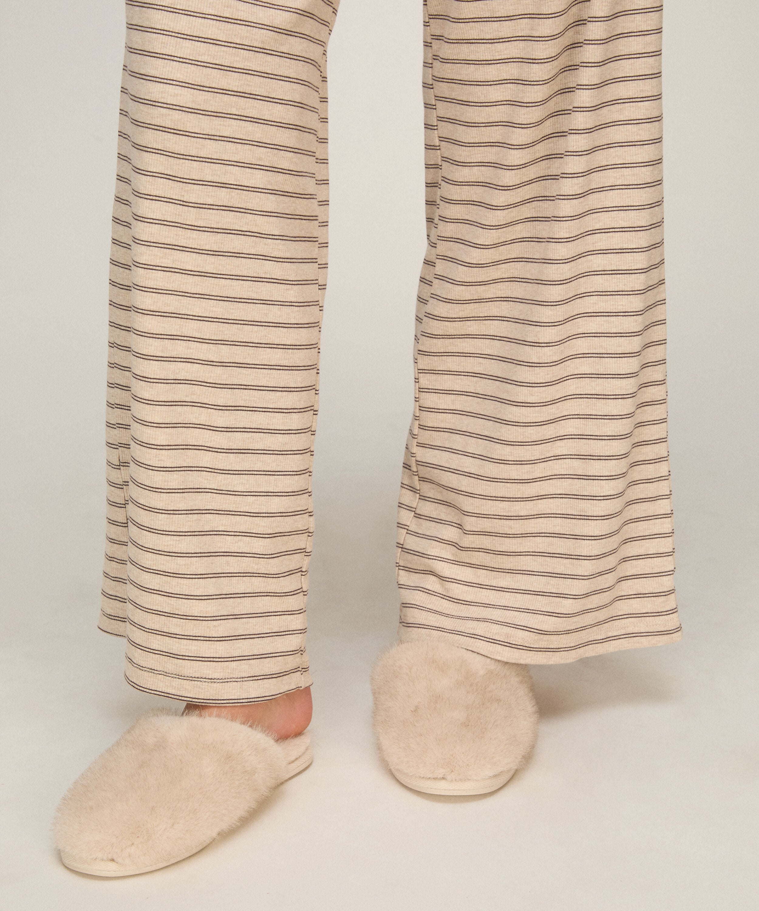 Chaussons Faux Fur