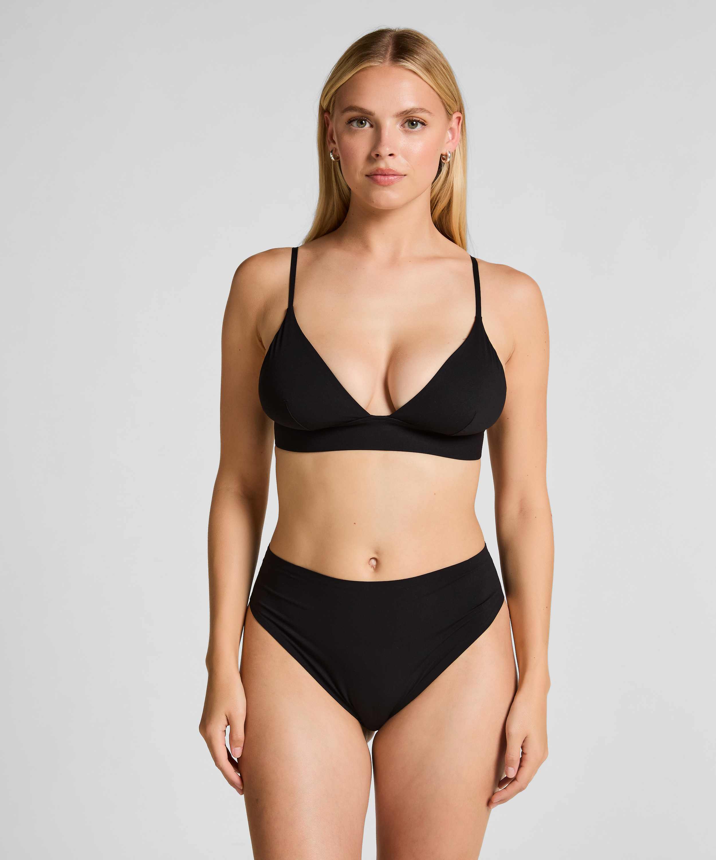 Triangel Bralette Smooth, Schwarz, main