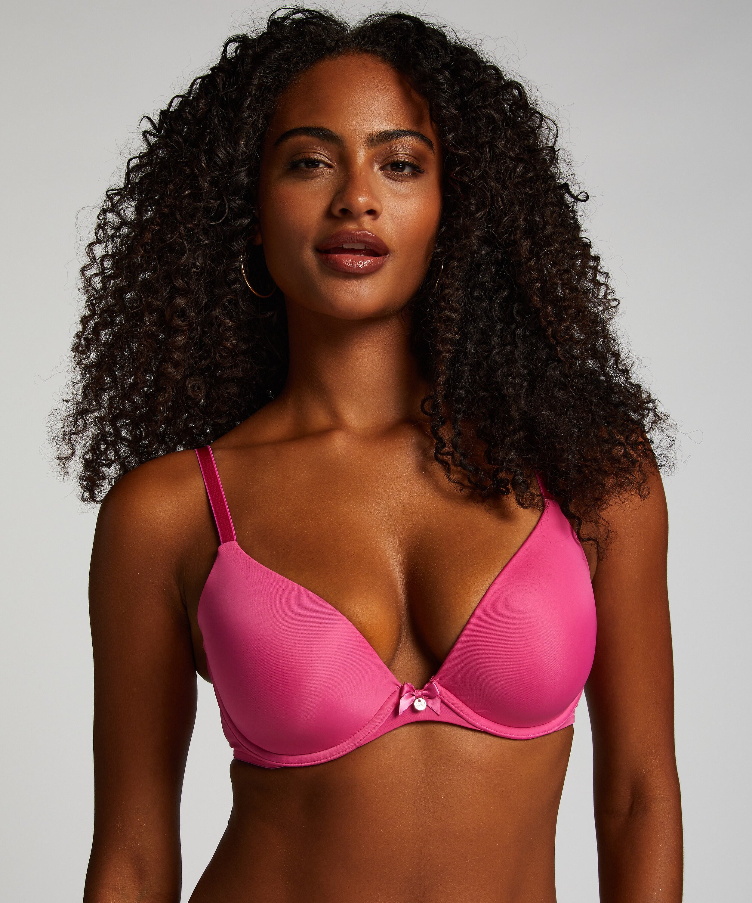Soutien-gorge à armatures préformé Plunge