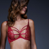 Soutien-gorge &agrave; armatures non-pr&eacute;form&eacute; Sosha, Rouge