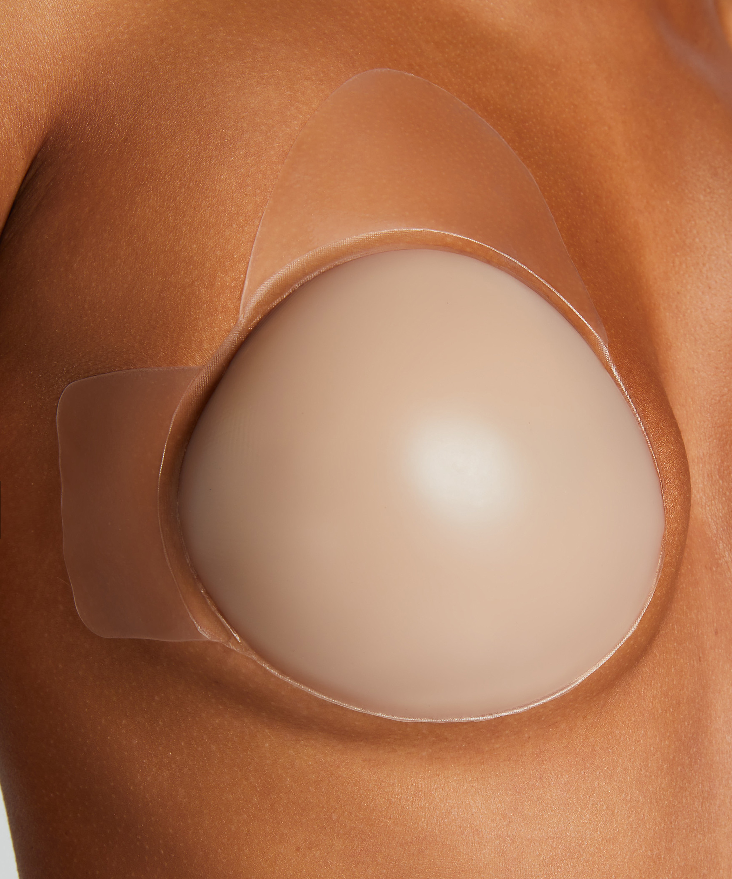 Bonnets à coller liftants, Beige, main