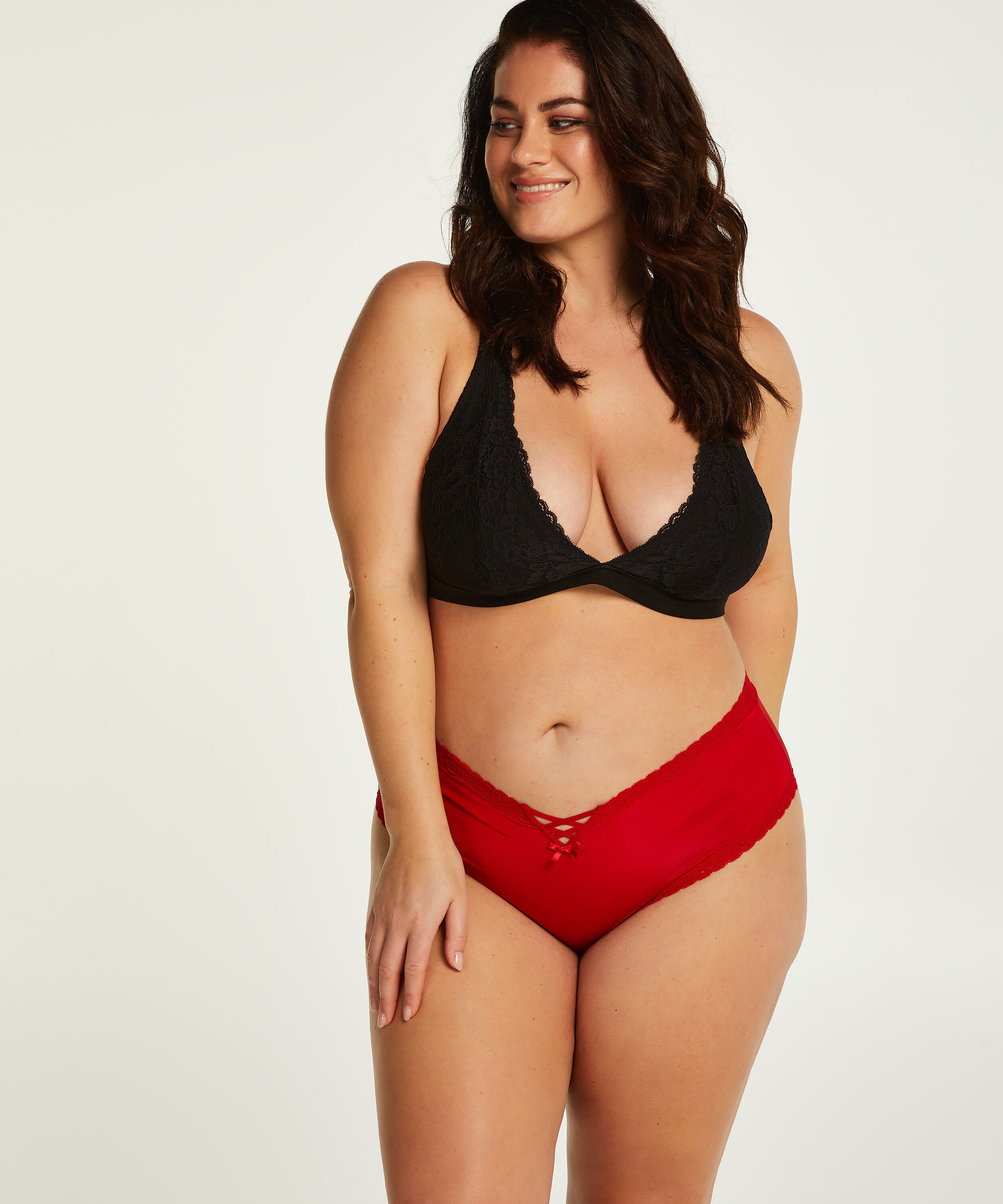 Slip brésilien en forme de V Vixen Curvy, Rouge