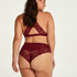 Brazilian Yvenne Curvy, Rot